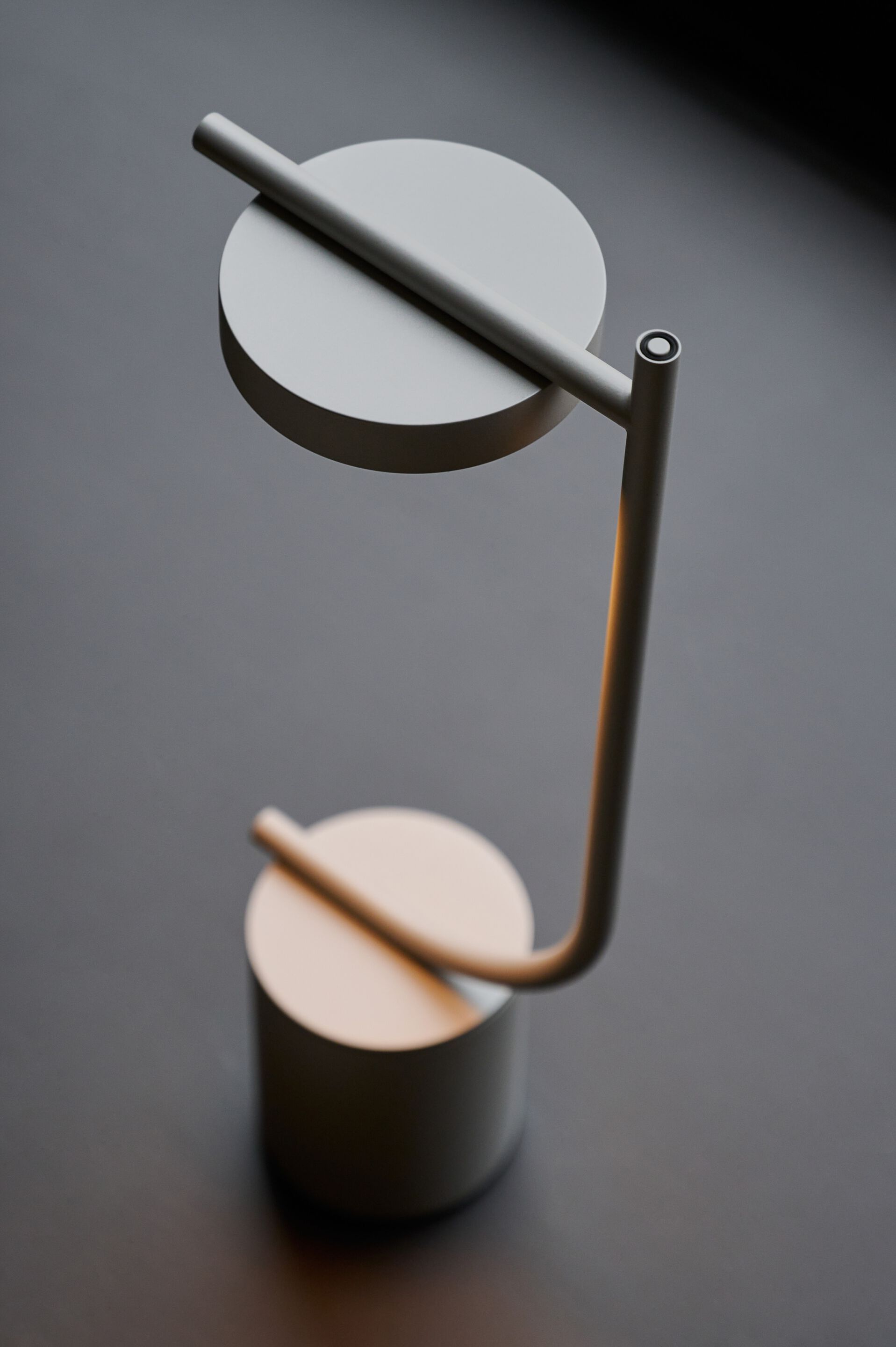 Настольная лампа с зарядкой от USB Grupa Igram ARCH-00107755 - Вид №33