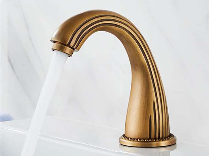 Инфракрасный смеситель для раковины с одним отверстием Fontana Showers PureStream ARCH-00051241