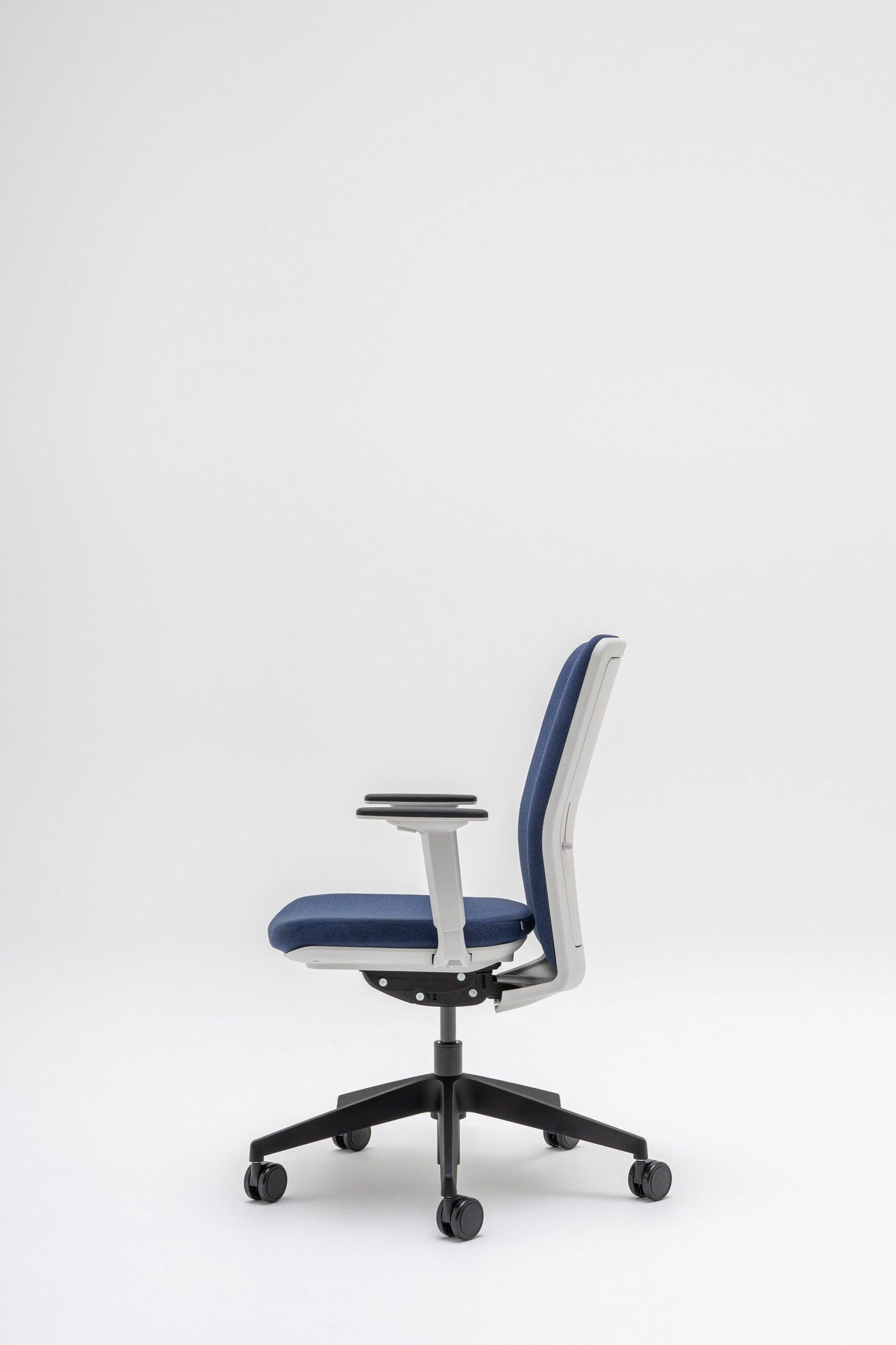 5 спиц подлокотник ткань поворотный операционный стул офис MDD EVO ARCH-00106352 - Вид №14