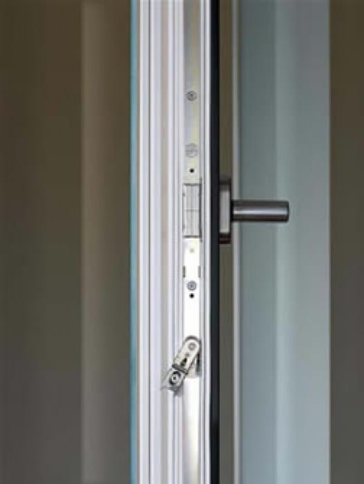 Деревянные и стеклянные двери-окна с тройным остеклением Carminati Vitrum System ARCH-00013203 - Вид №9