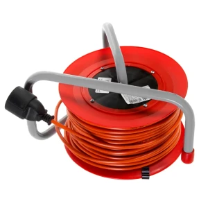 Удлинитель с заземлением на катушке Lux 1 розетка 3х0.75 мм 50 м