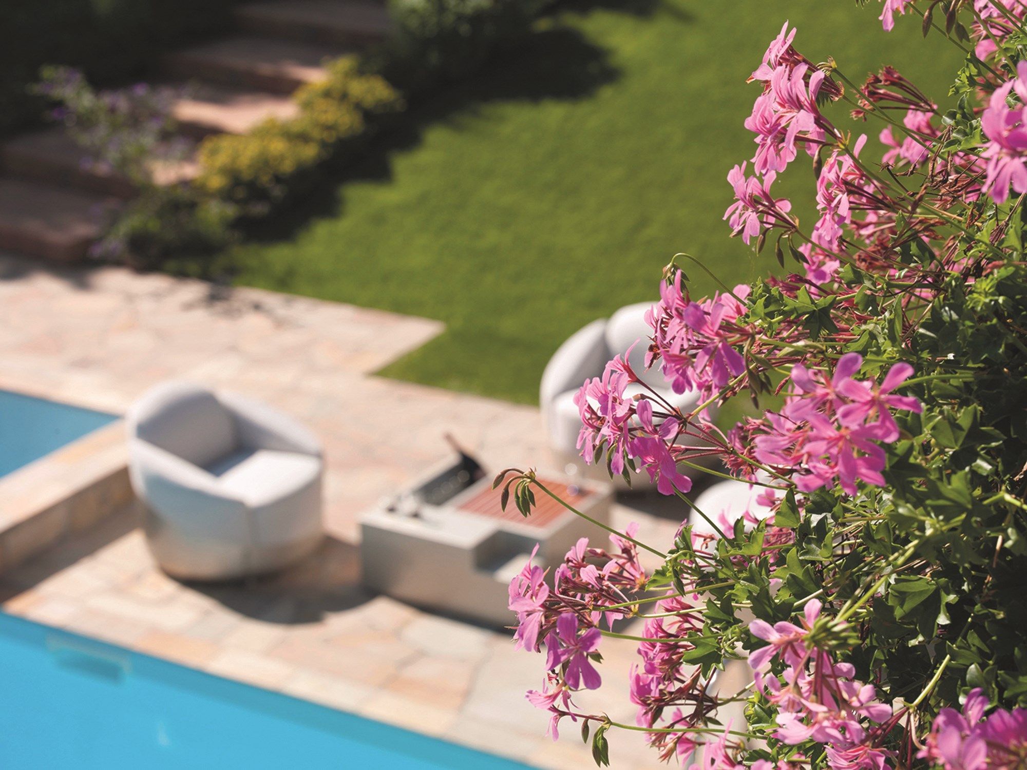 Квадратный садовый столик с подносом Longhi Loveluxe ARCH-00090944 - Вид №2