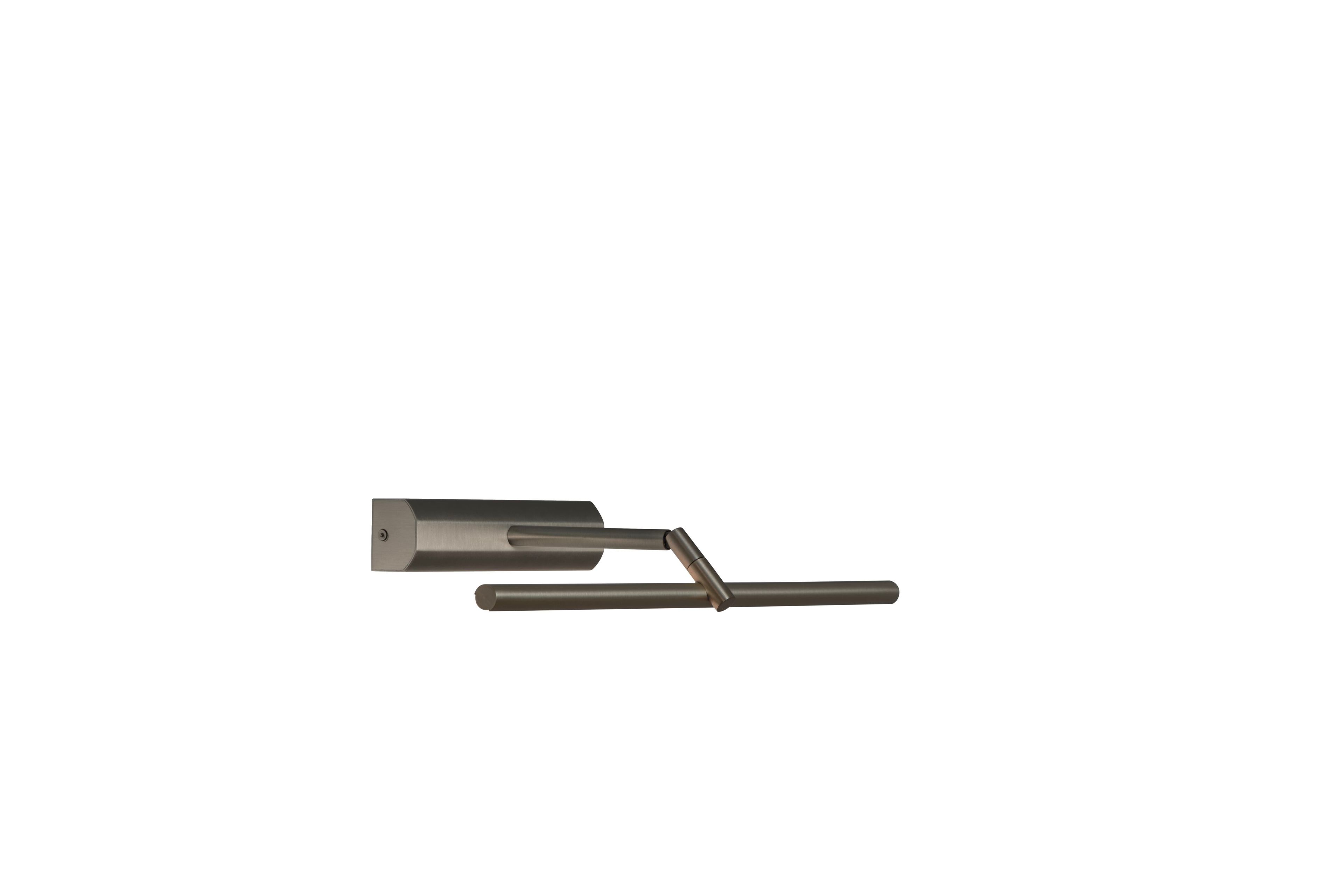 Латунный светодиодный настенный светильник для картин CVL Luminaires Airy ARCH-00060345 - Вид №10