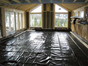 Обшивка фундамента и стены под землей