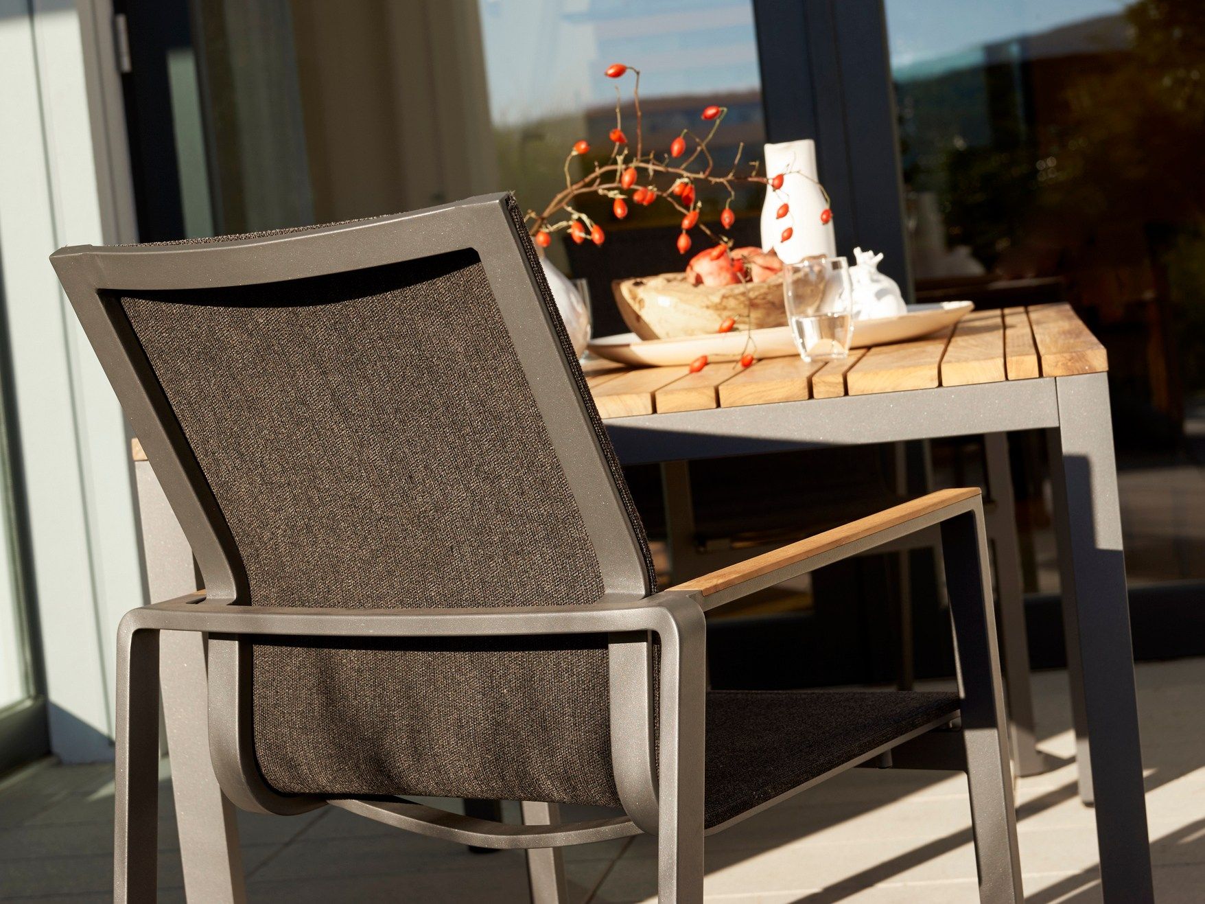 Штабелируемый стул с подлокотниками solpuri Foxx ARCH-00004690 - Вид №1