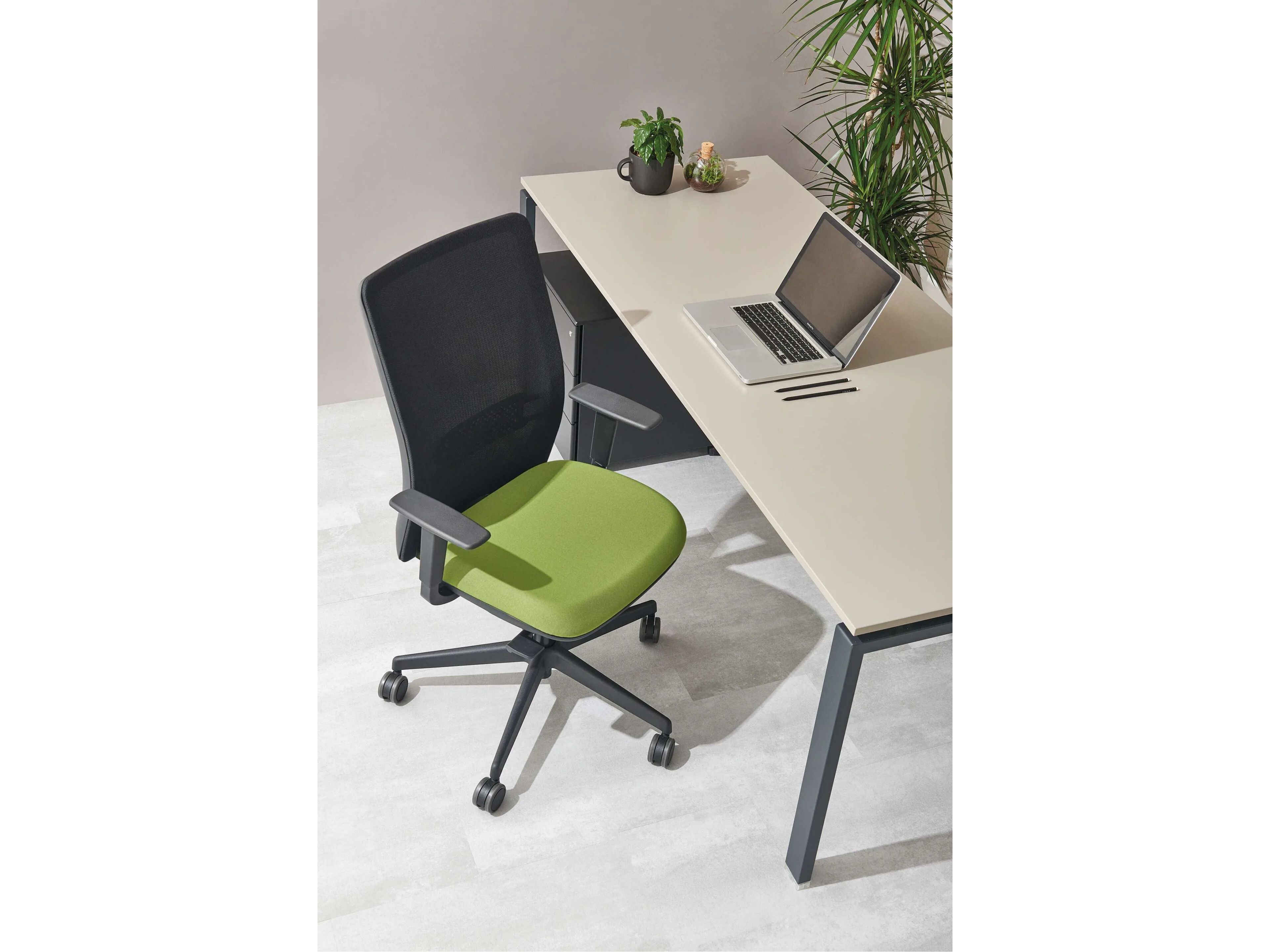 5 спиц регулируемая высота поворотный операционный офисный стул AP Factor Гаити ARCH-00114586 - Вид №5