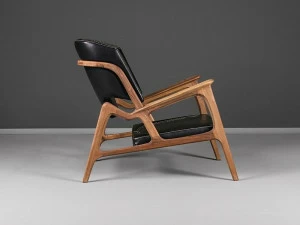 HOOKL und STOOL Кожаное кресло с высокой спинкой и подлокотниками Tisa 01-08-02