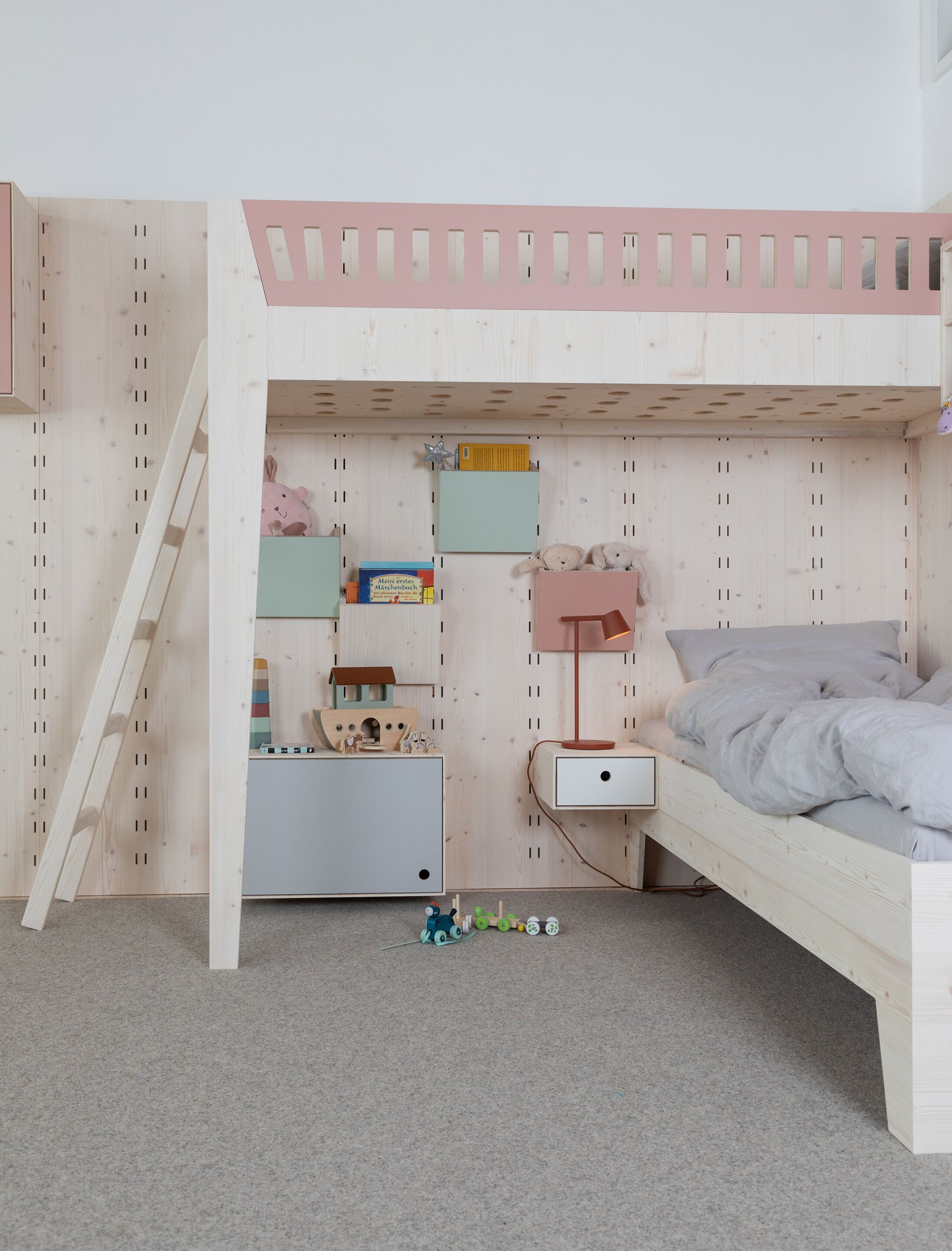 Деревянный шкаф для хранения для детских комнат Das ganze Leben Gustav Kids ARCH-00141628 - Вид №1