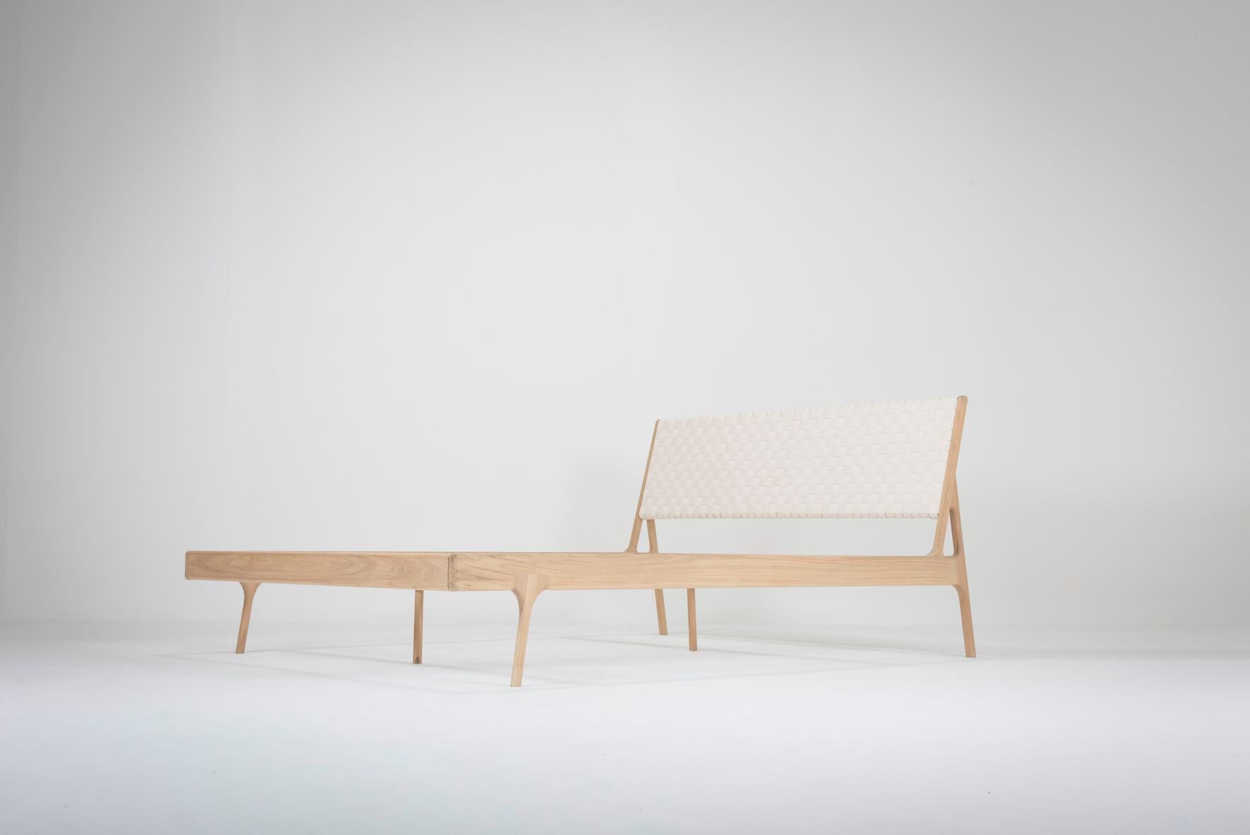 Дубовая двуспальная кровать Gazzda Fawn ARCH-00085993 - Вид №14