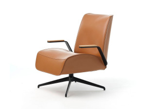 Кожаное вращающееся кресло