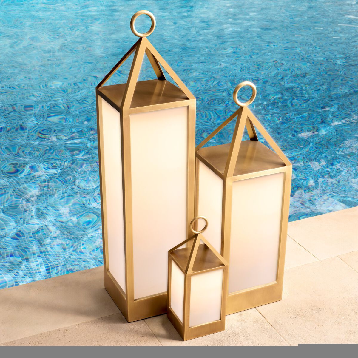 Латунная светодиодная наружная настольная лампа Eichholtz RISERVA S ARCH-00117431 - Вид №1