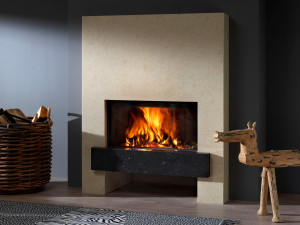 Закрытый дровяной камин