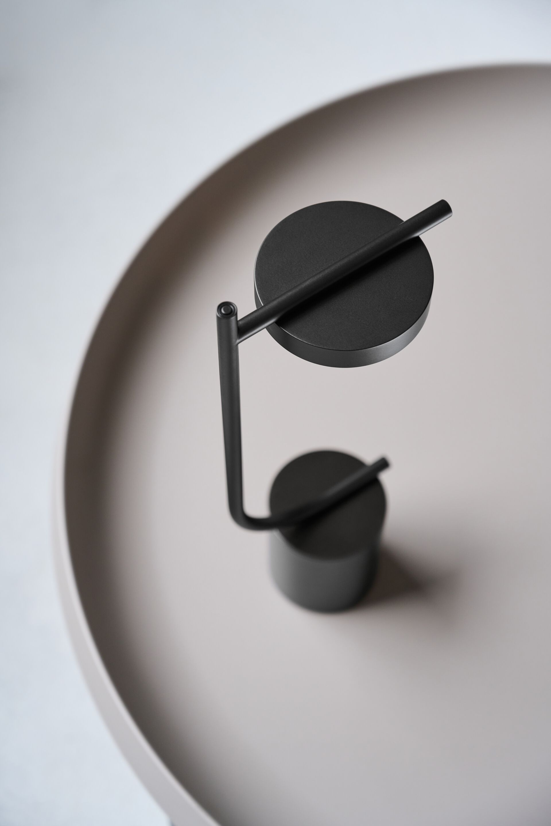 Настольная лампа с зарядкой от USB Grupa Igram ARCH-00107755 - Вид №13