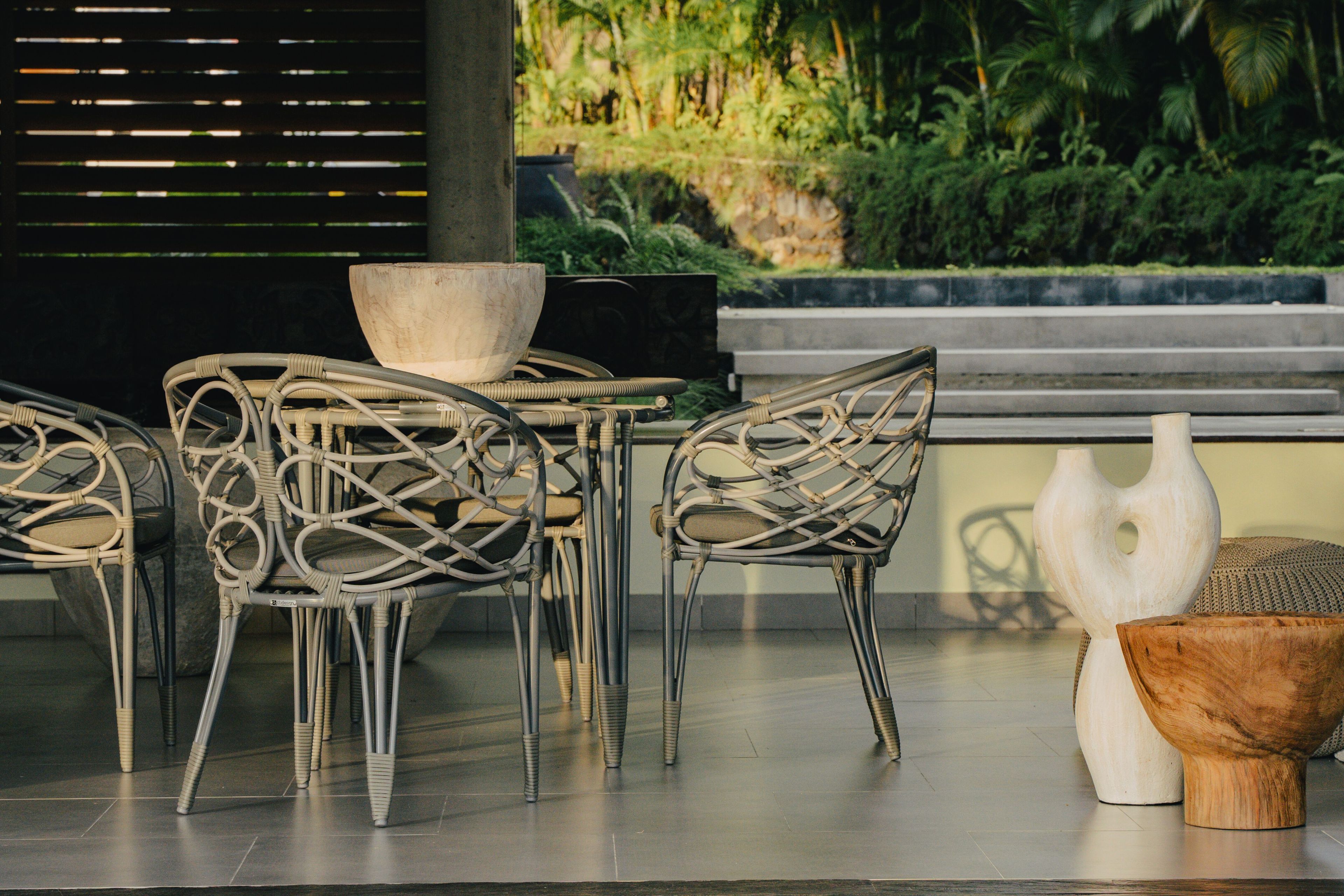 Круглый алюминиевый и стеклянный садовый стол cbdesign Мелодия ARCH-00077389 - Вид №3