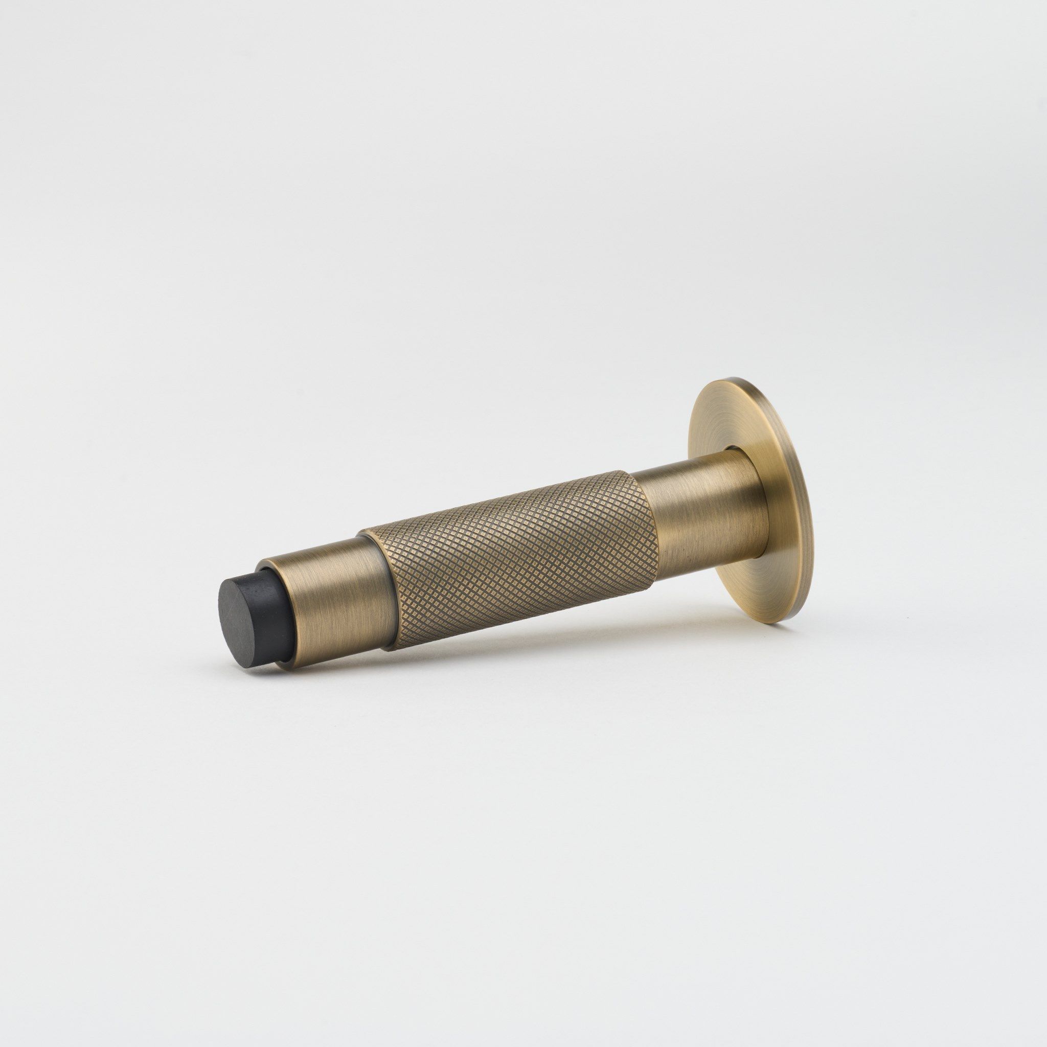 Латунные дверные упоры Lo & Co Interiors Kintore ARCH-00061627 - Вид №8