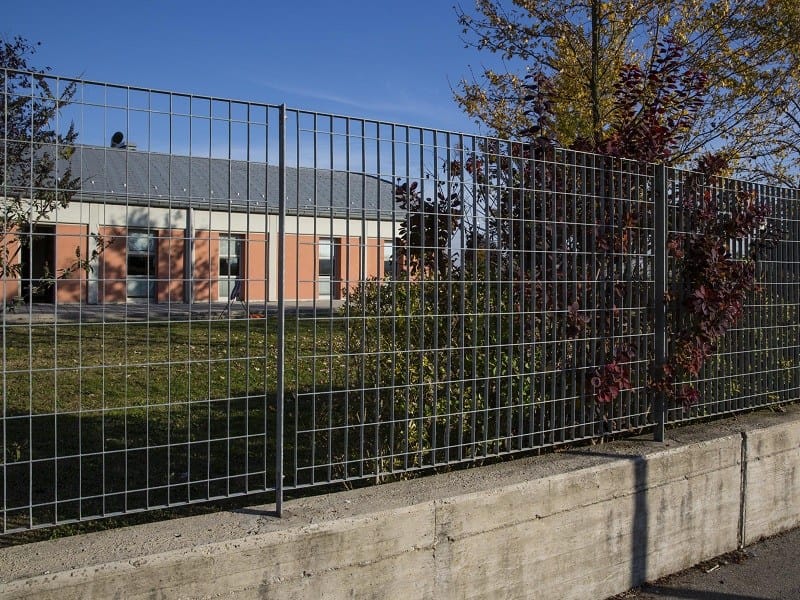 Ограждение из решетки Defim Orsogril STEROPE® ARCH-00098924 - Вид №1