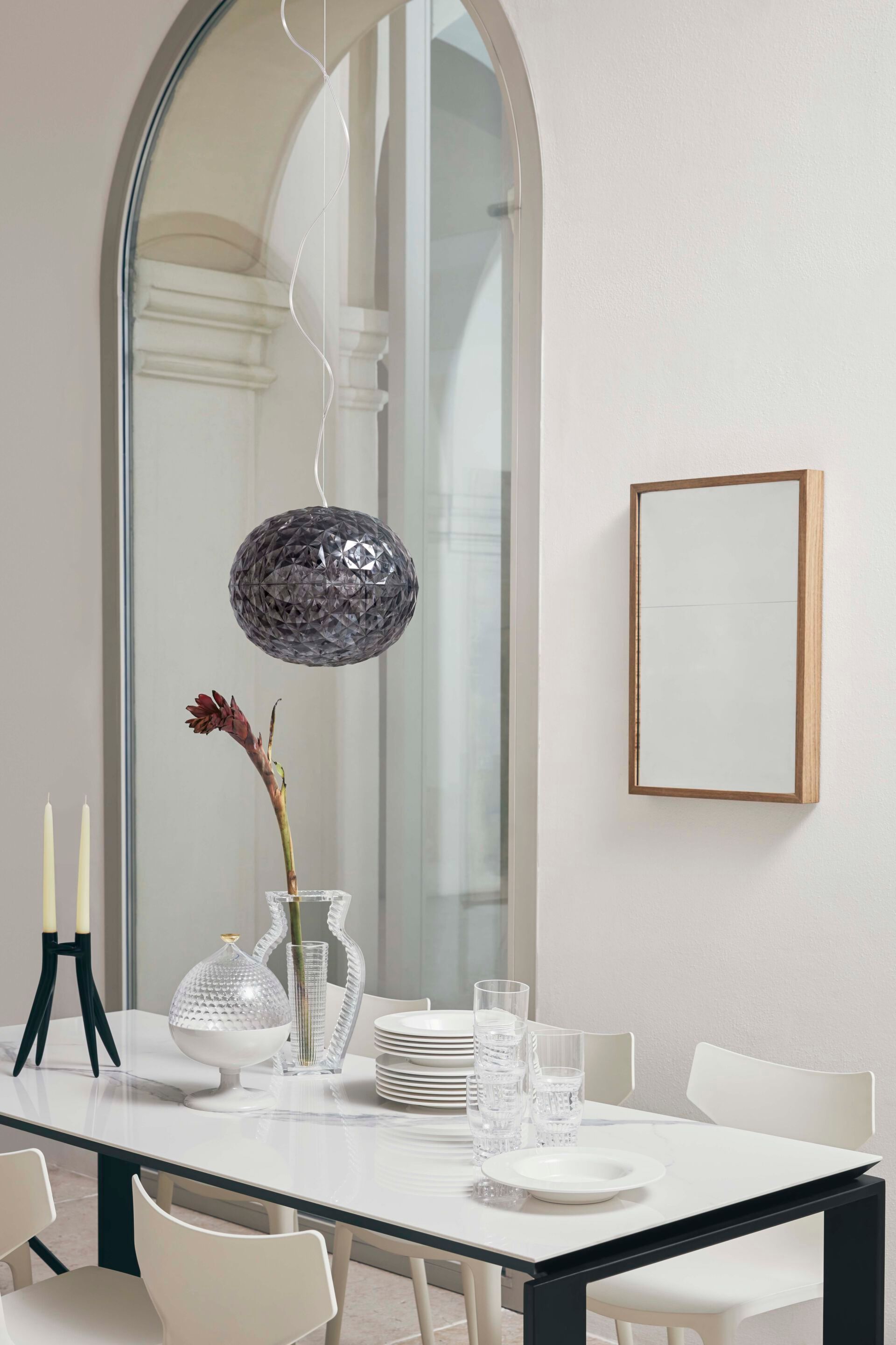 Алюминиевый подсвечник Kartell ABBRACCIAIO ARCH-00031181 - Вид №10