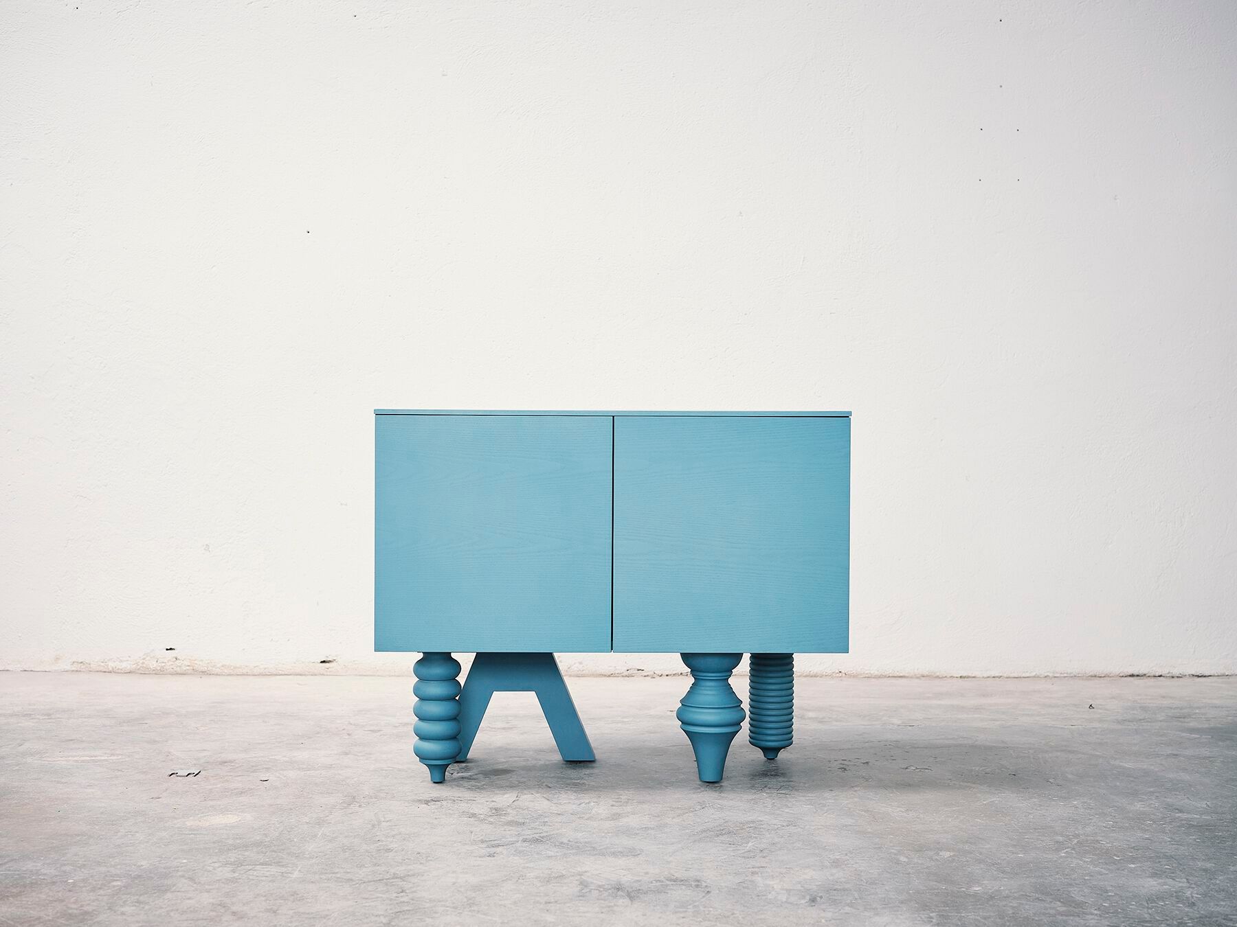 Шкаф из шпона ясеня с распашными дверями BD Barcelona Multileg ARCH-00094619 - Вид №27