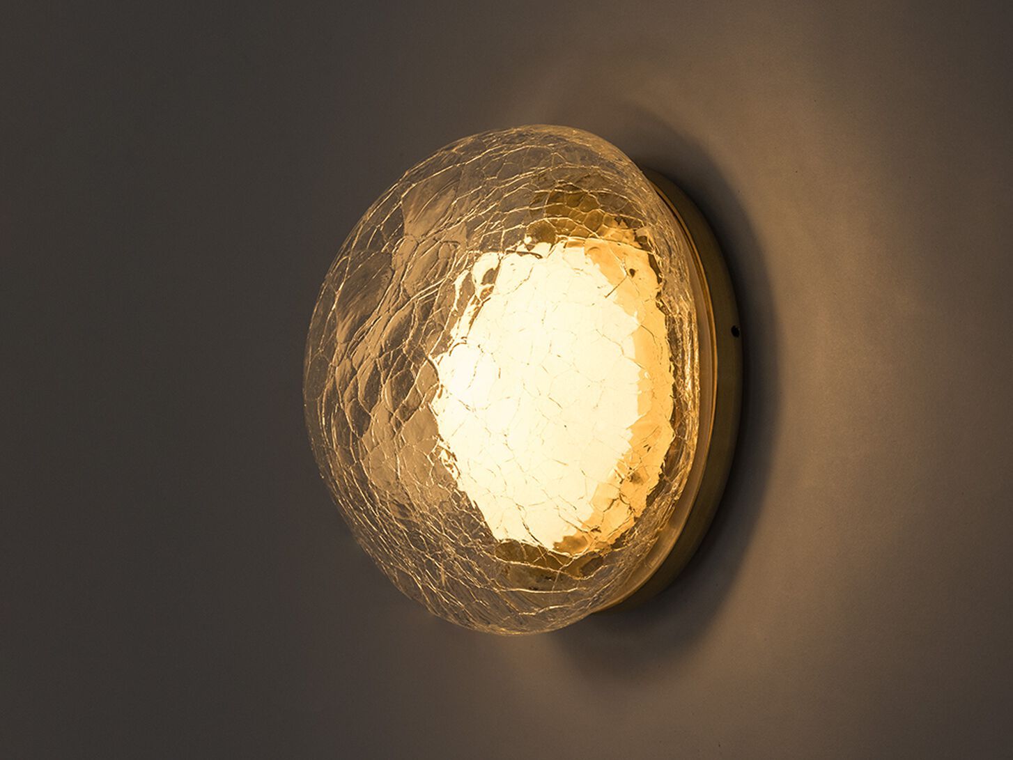 Стеклянный светодиодный настенный светильник ADesignStudio Roe ARCH-00083346 - Вид №1