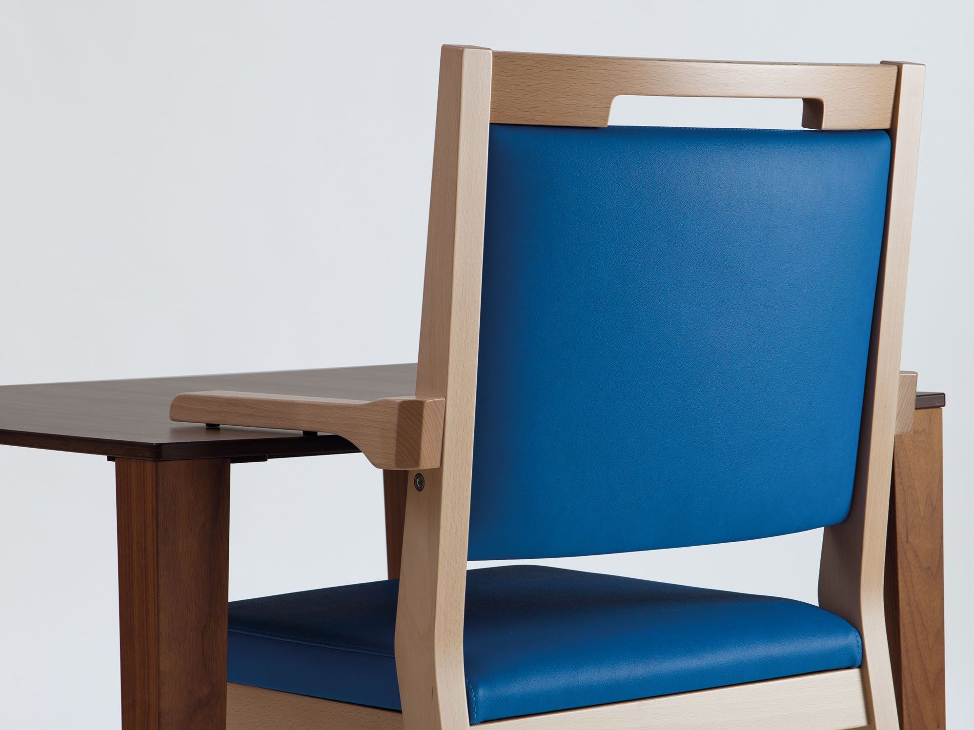 Штабелируемый тканевый стул с подлокотниками PIAVAL ARCH-00129522 - Вид №5