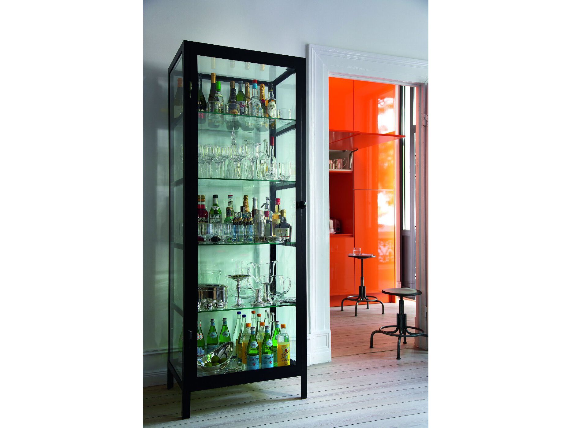 Витрина со встроенным освещением LAMBERT SCHNEEWITTCHEN ARCH-00023550 - Вид №2