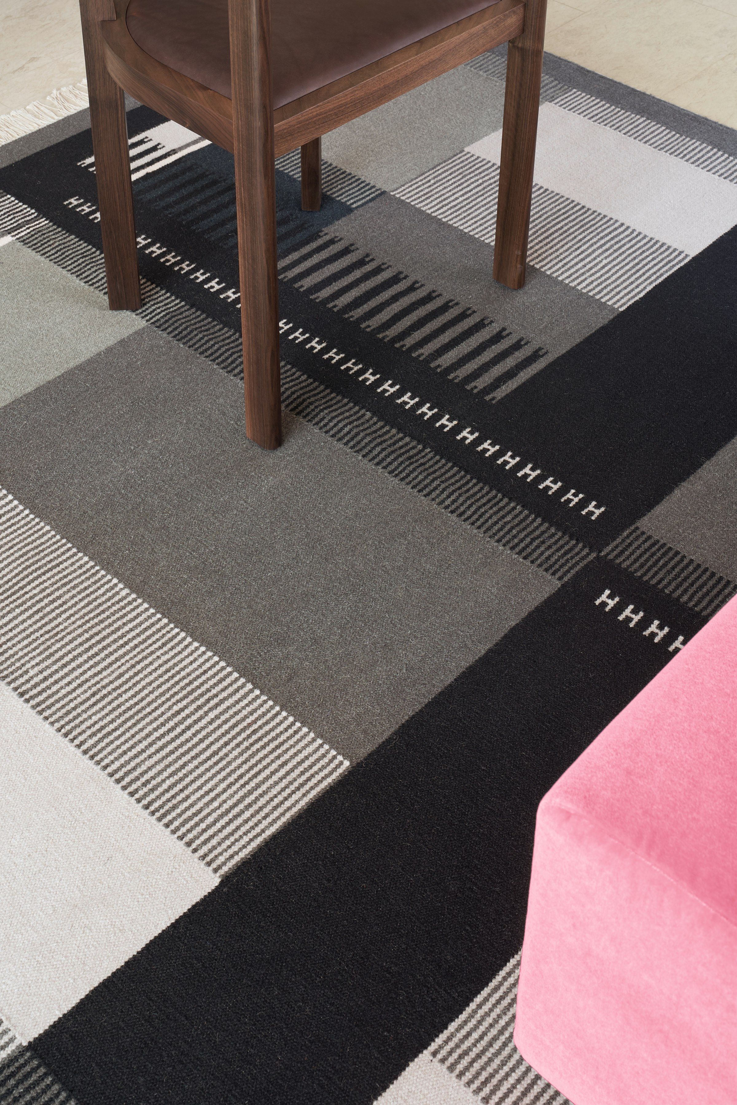 Тканевый стул с подлокотниками e15 Herre ARCH-00048004 - Вид №7