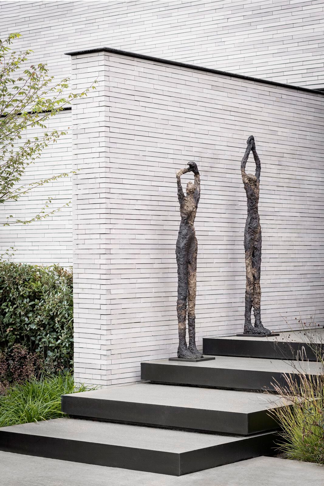 Бронзовая скульптура Gardeco Objects бронза ARCH-00121640 - Вид №1