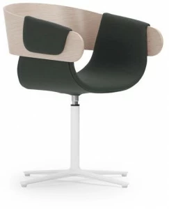 True Design Кресло вращающееся на 4 спицы с подлокотниками Kay Ka 1008