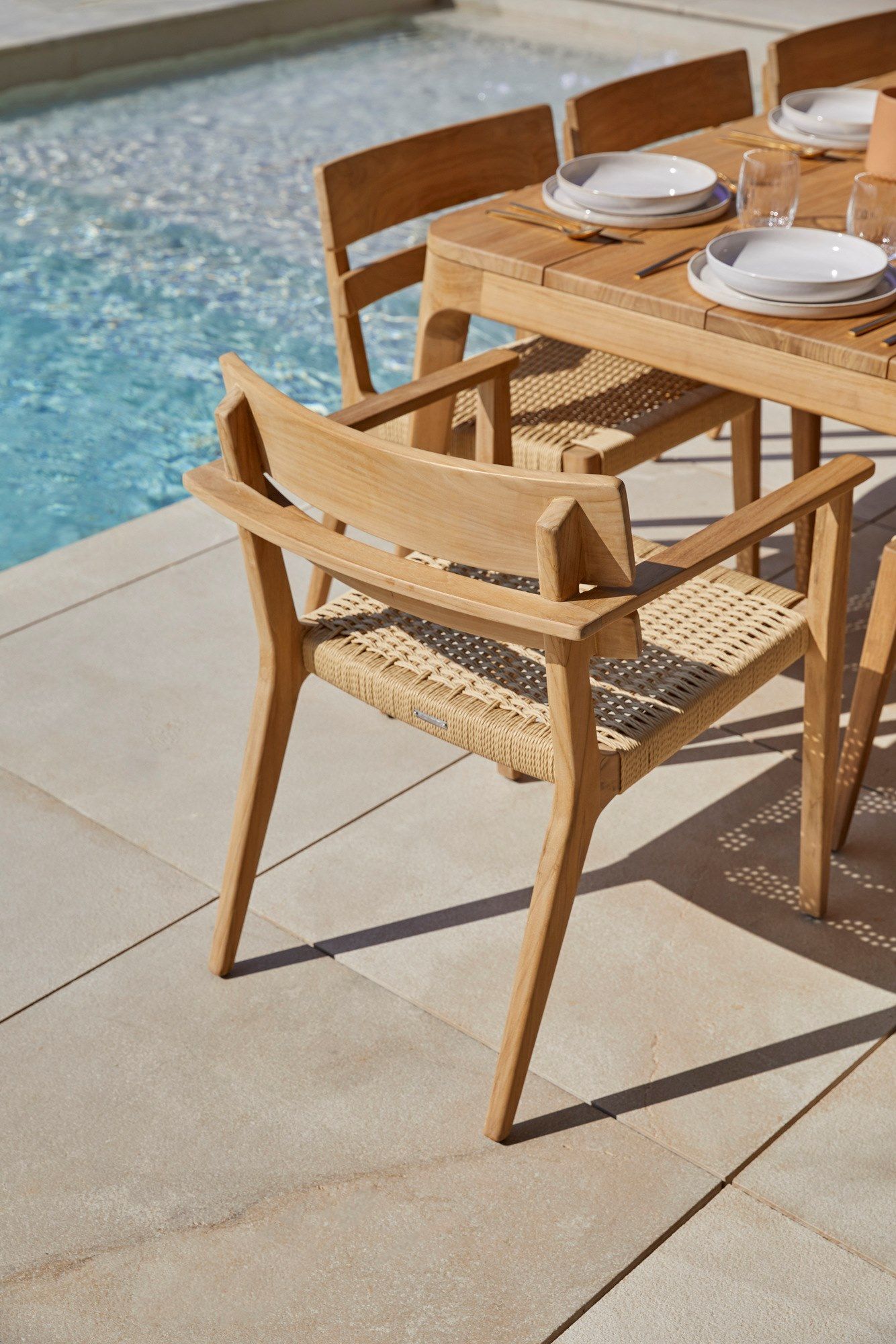 Стул для сада из тикового дерева с подлокотниками POINT Paralel ARCH-00036608 - Вид №1