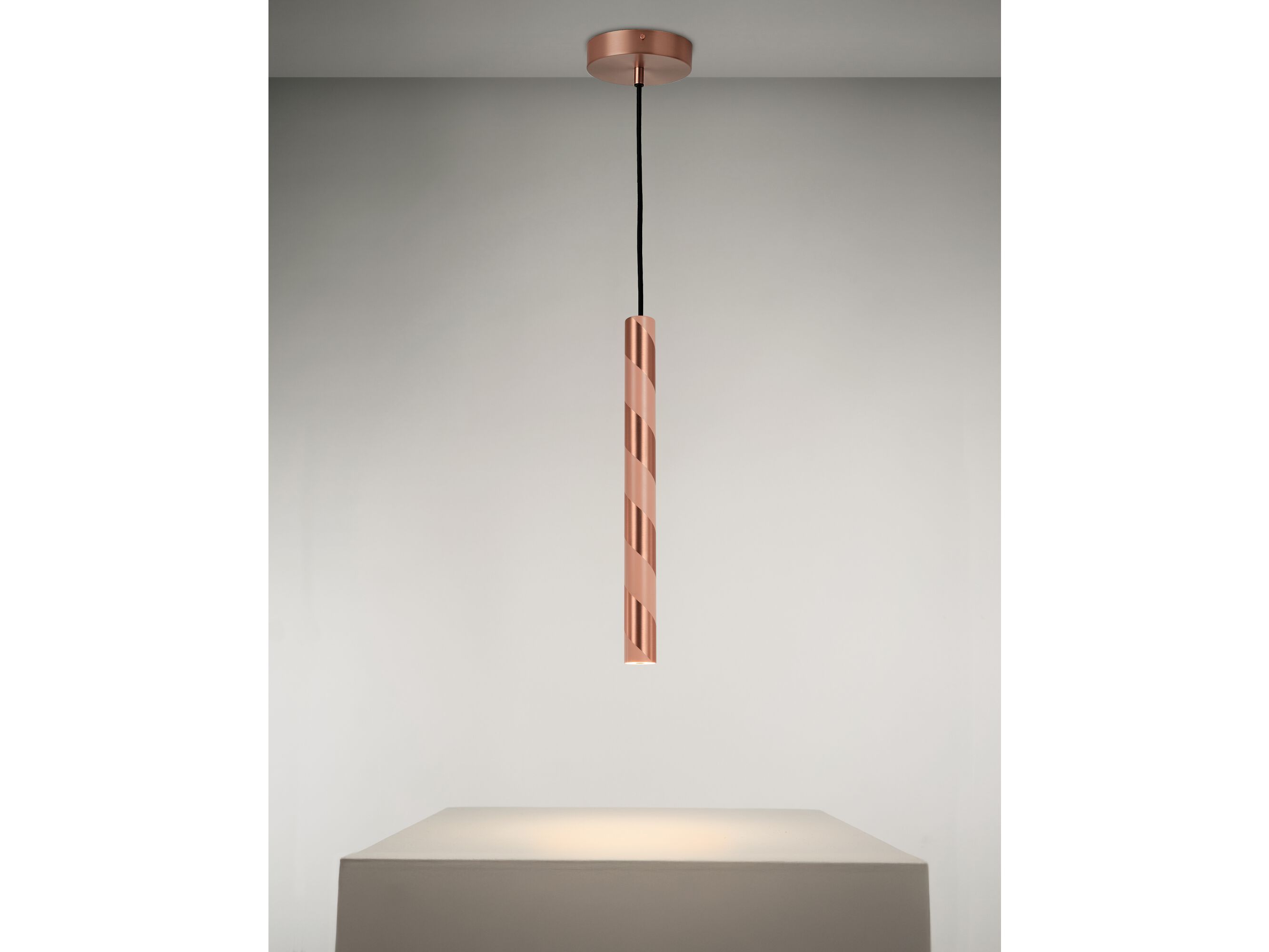 Латунный светодиодный подвесной светильник CVL Luminaires Candy ARCH-00125012 - Вид №3