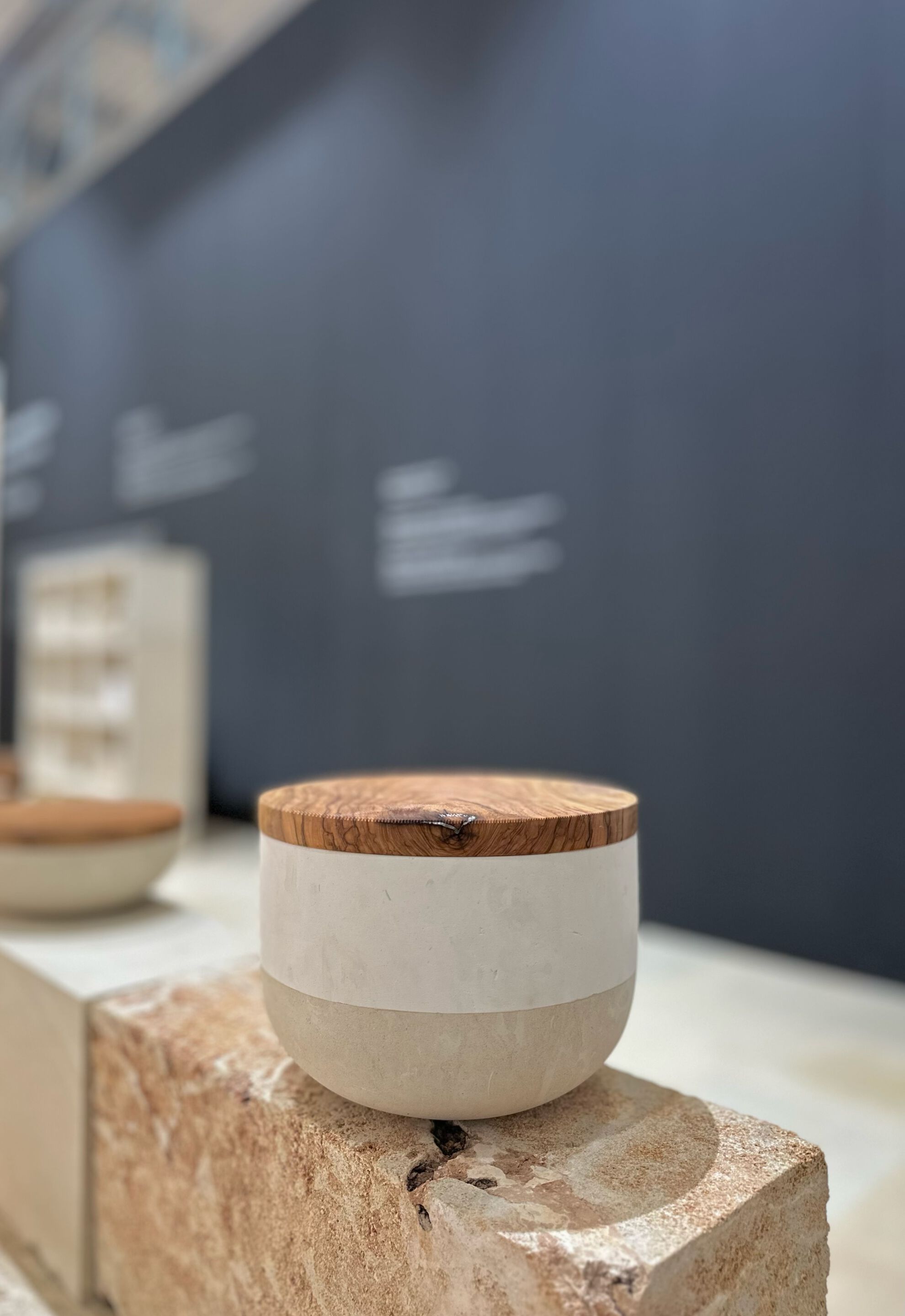 Контейнер для еды из камня Лечче и оливкового дерева PIMAR Rito ARCH-00114933 - Вид №9