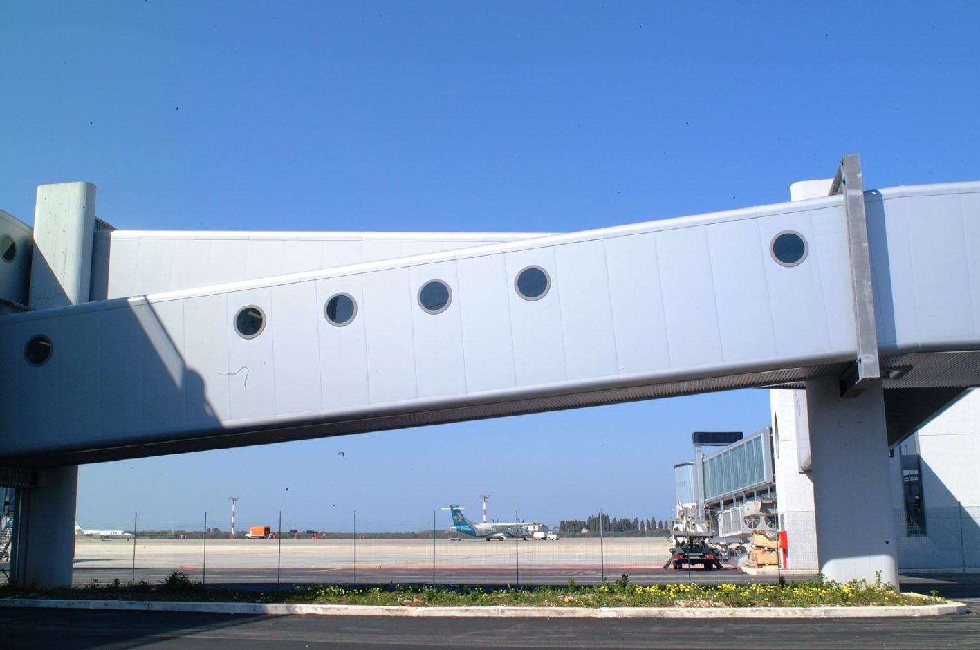 Изолированная металлическая панель для фасада ELCOM SYSTEM ТЕРМОПАРЕТЫ® ARCH-00037807 - Вид №89