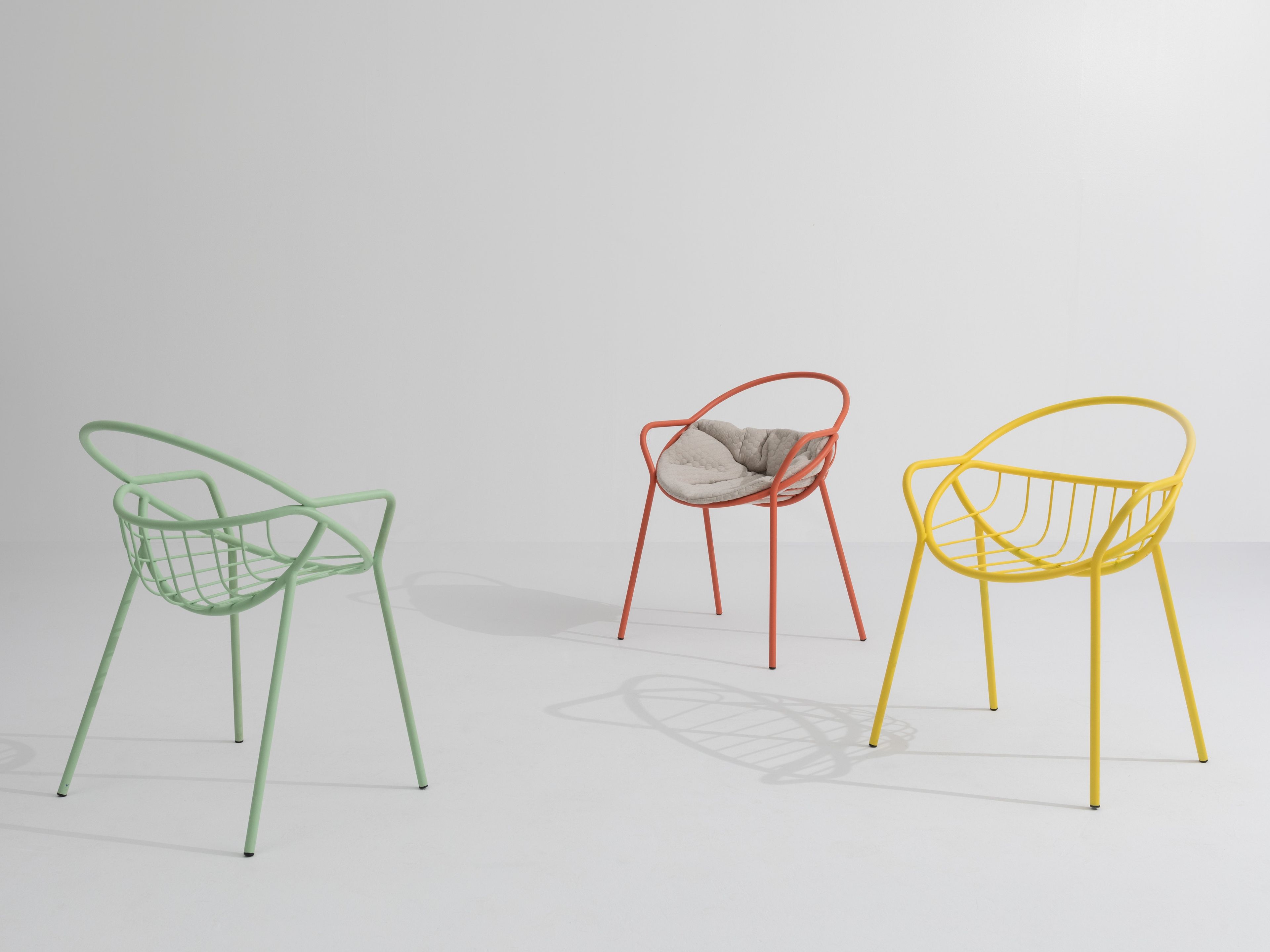 Стальной стул с порошковым покрытием с открытой спинкой Garda Furniture пузырь ARCH-00012461 - Вид №3