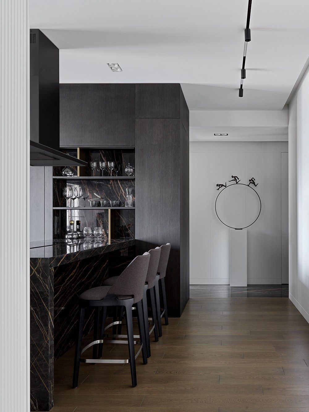 Выдвижная линейная кухня с керамогранитным полуостровом TM Italia Cucine ARCH-00053422 - Вид №7