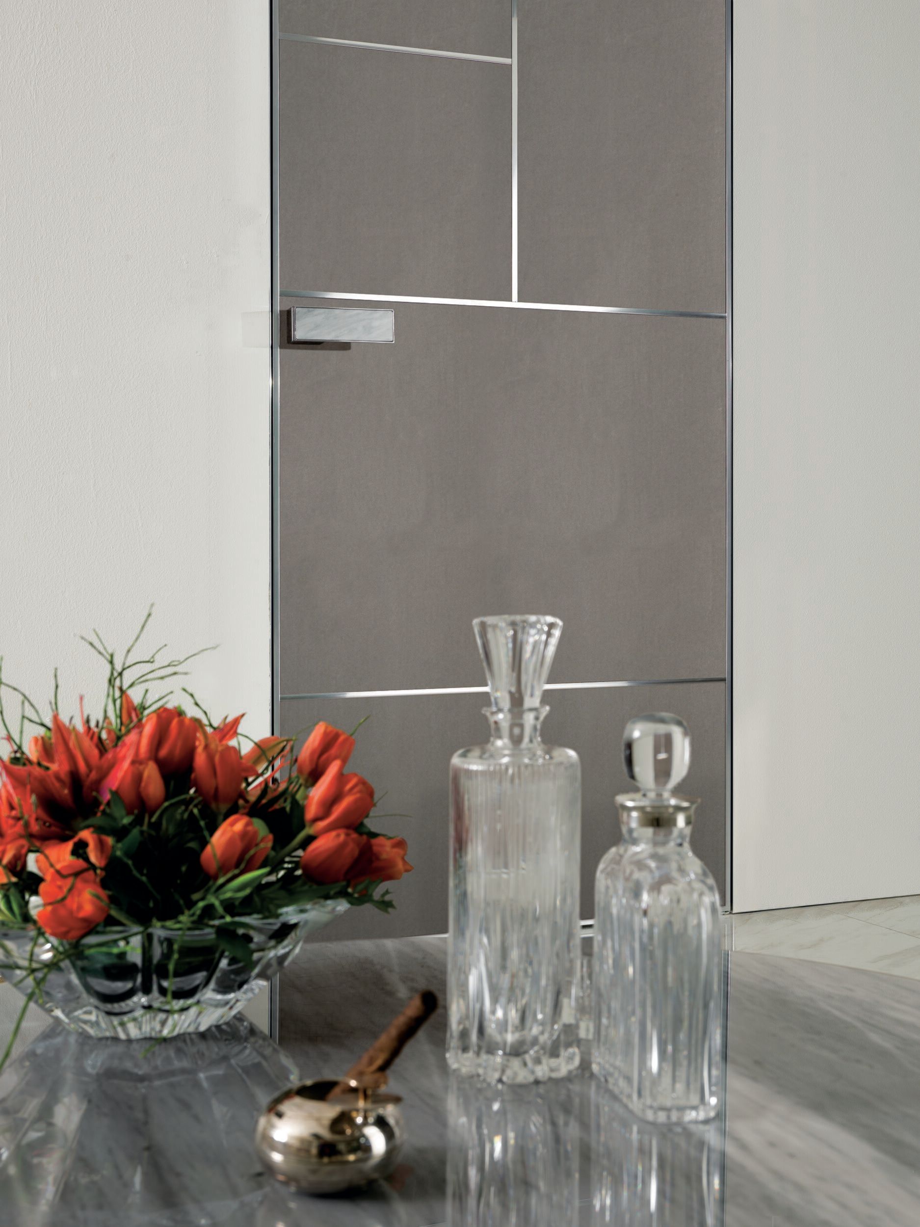 Кожаная распашная дверь Longhi Aluminiun Chic-Doors ARCH-00120299 - Вид №2