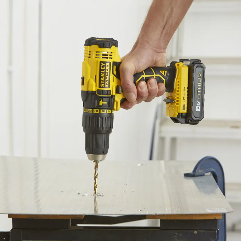 Дрель-шуруповерт аккумуляторная ударная Stanley Fatmax FMC626C2S, 18 В Li-ion 2х1.3 Ач STLM-2121399 - Вид №10