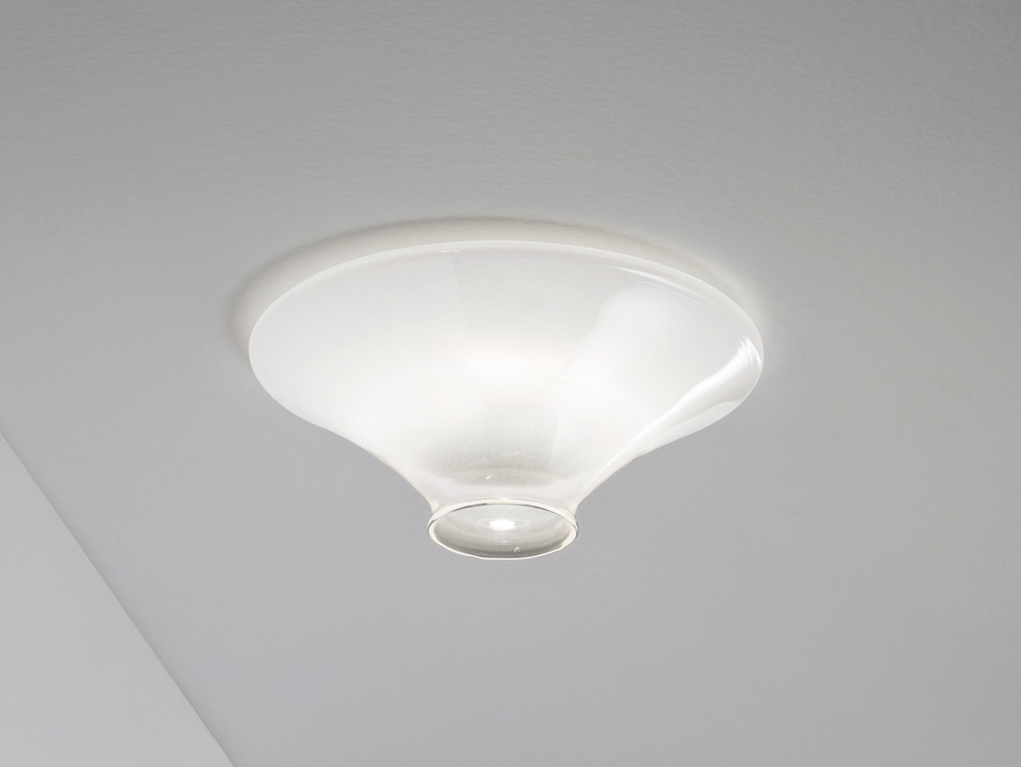 Стеклянный круглый светодиодный светильник Italamp IDDA ARCH-00060808 - Вид №1