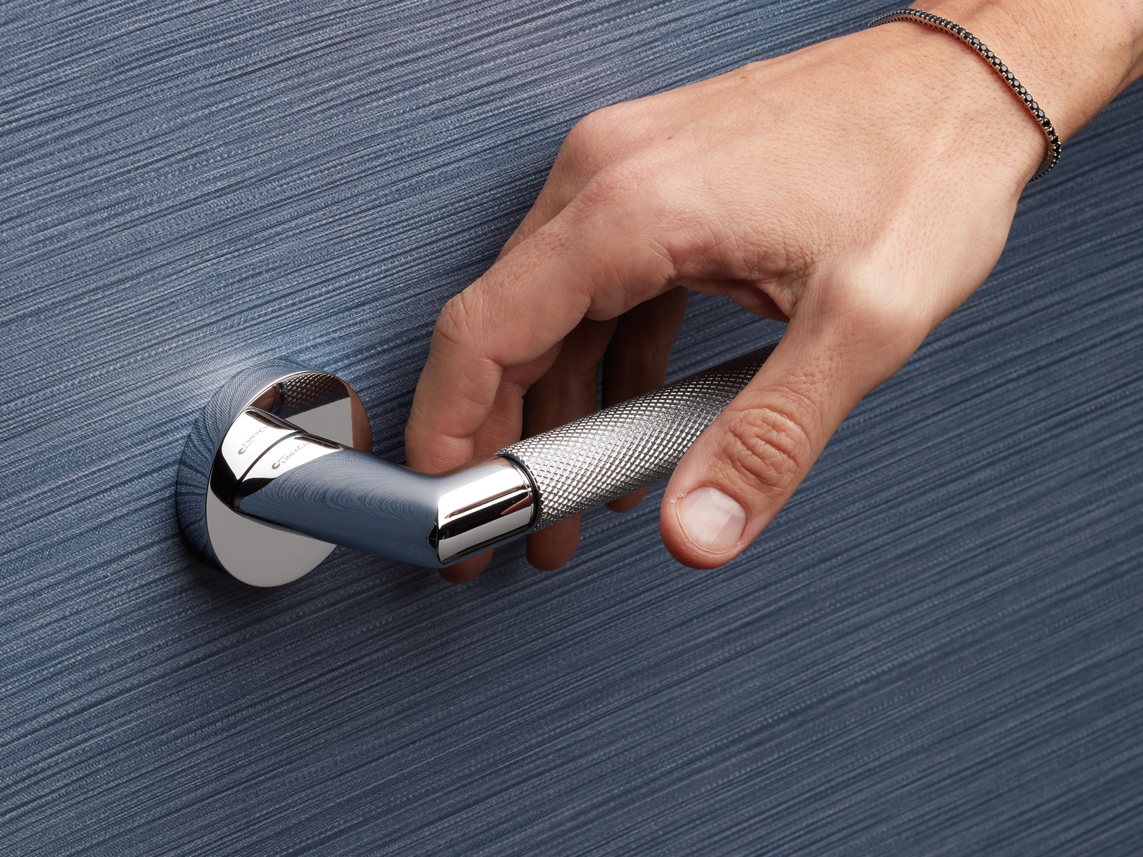 Латунная ручка на розетке LINEA CALI' Grip ARCH-00083046 - Вид №1