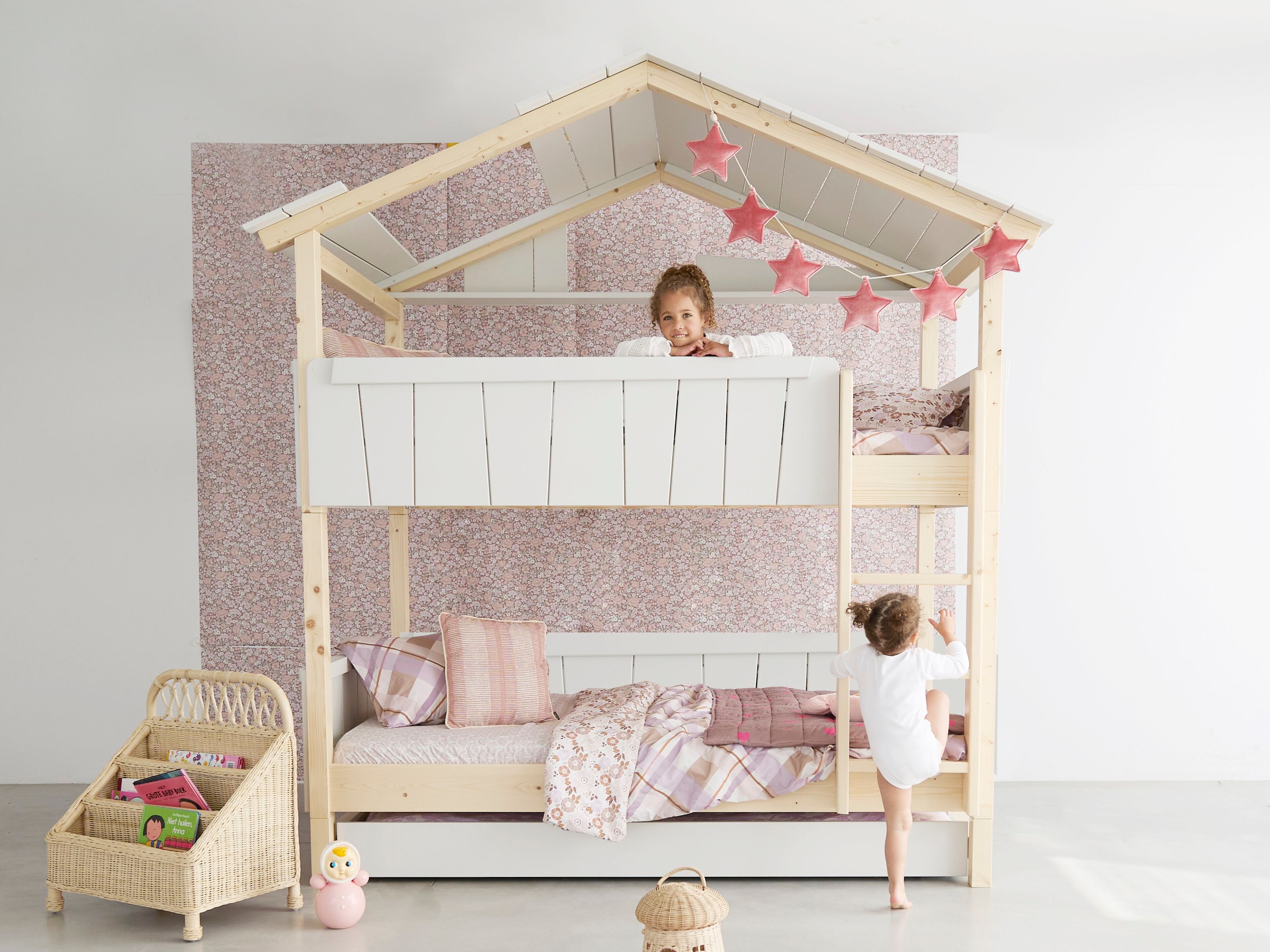 Выдвижная деревянная двухъярусная кровать Mathy by Bols STAR LIGHT ARCH-00148110