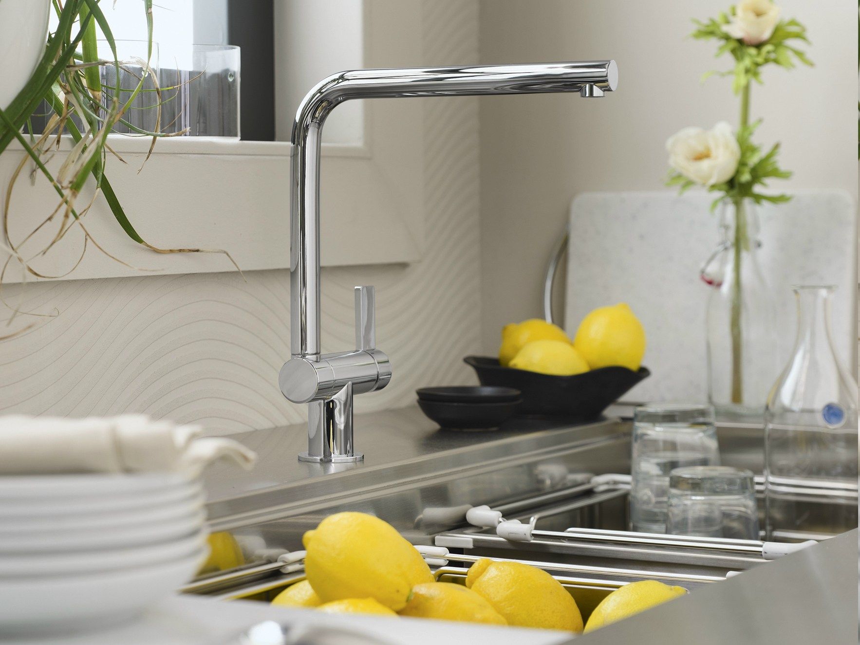 Смеситель для кухни с поворотным изливом Nobili Flag ARCH-00120268 - Вид №1