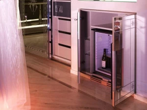Microdevice Встроенный мини-холодильник