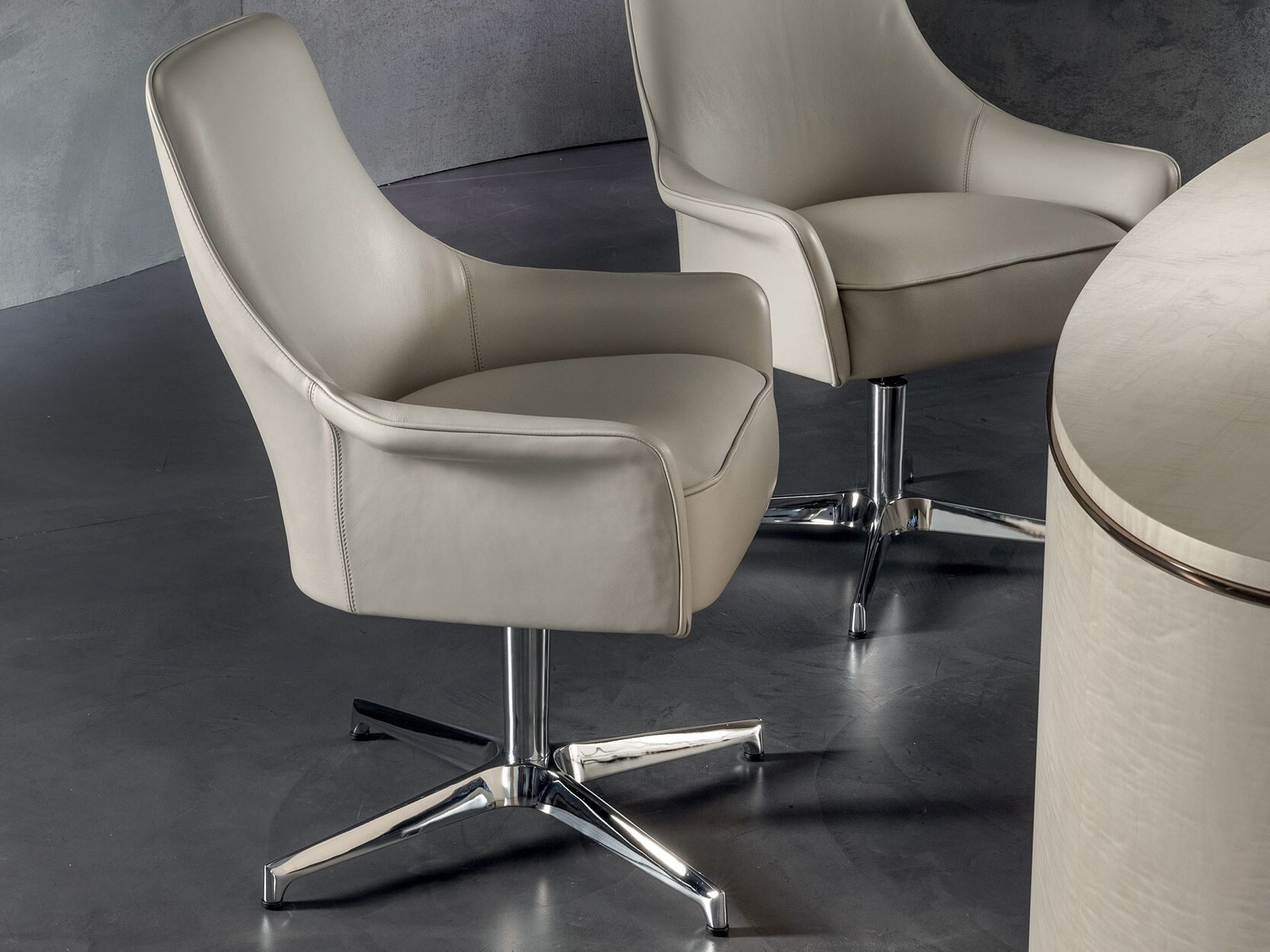 Вращающееся кресло с подлокотниками Longhi Blooming ARCH-00107511 - Вид №2