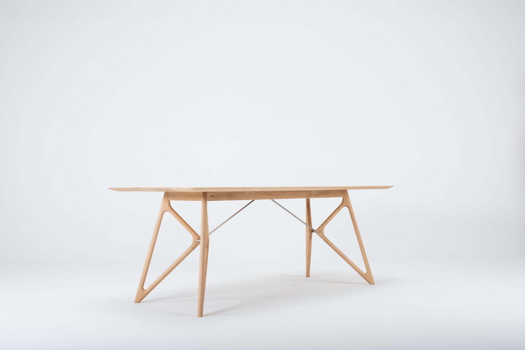 Прямоугольный обеденный стол из дуба Gazzda TINK ARCH-00130251 - Вид №12