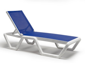Инженерный пластик откидной штабелируемый садовый шезлонг