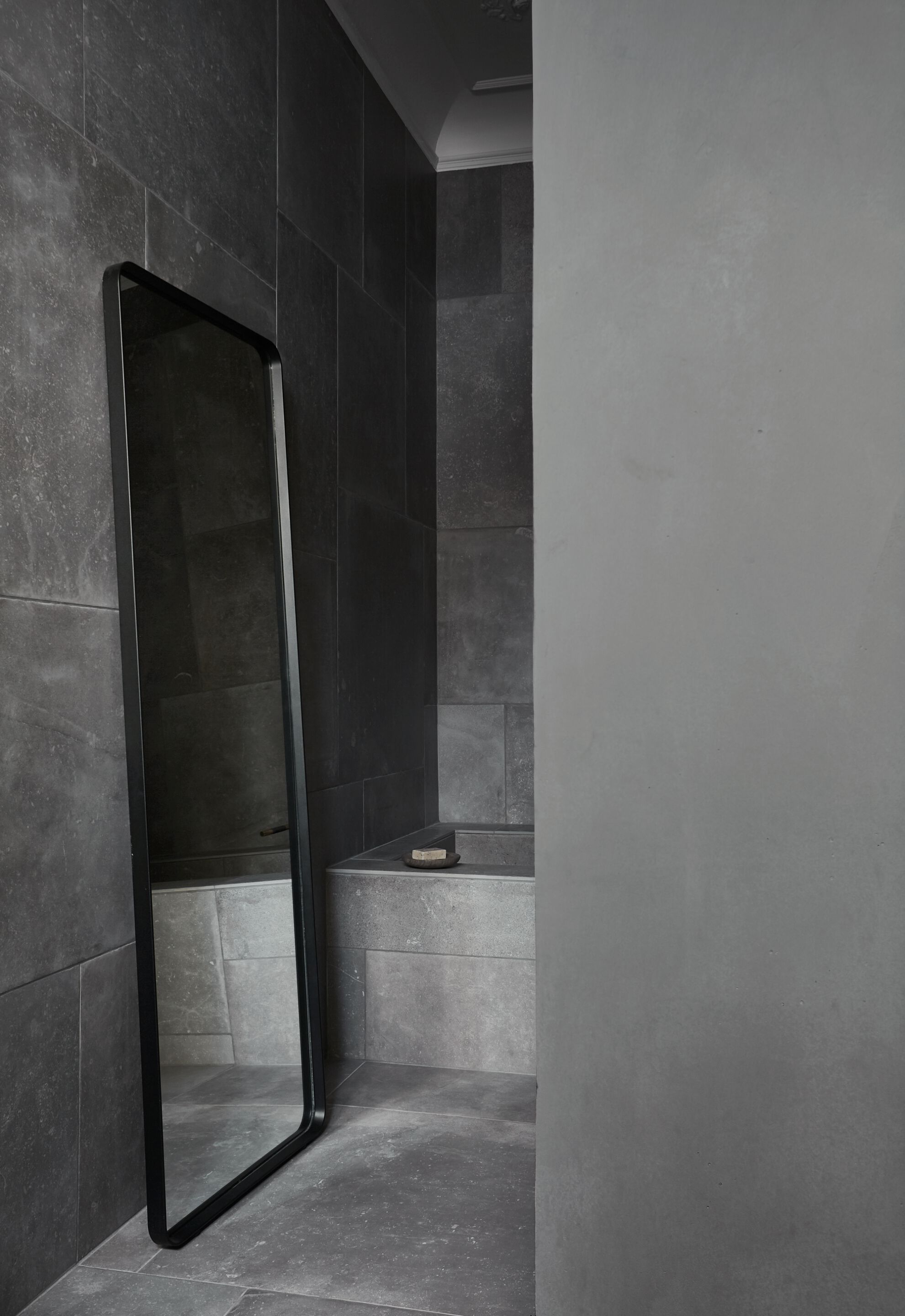 Прямоугольное зеркало от пола Audo Copenhagen Norm ARCH-00102859 - Вид №6