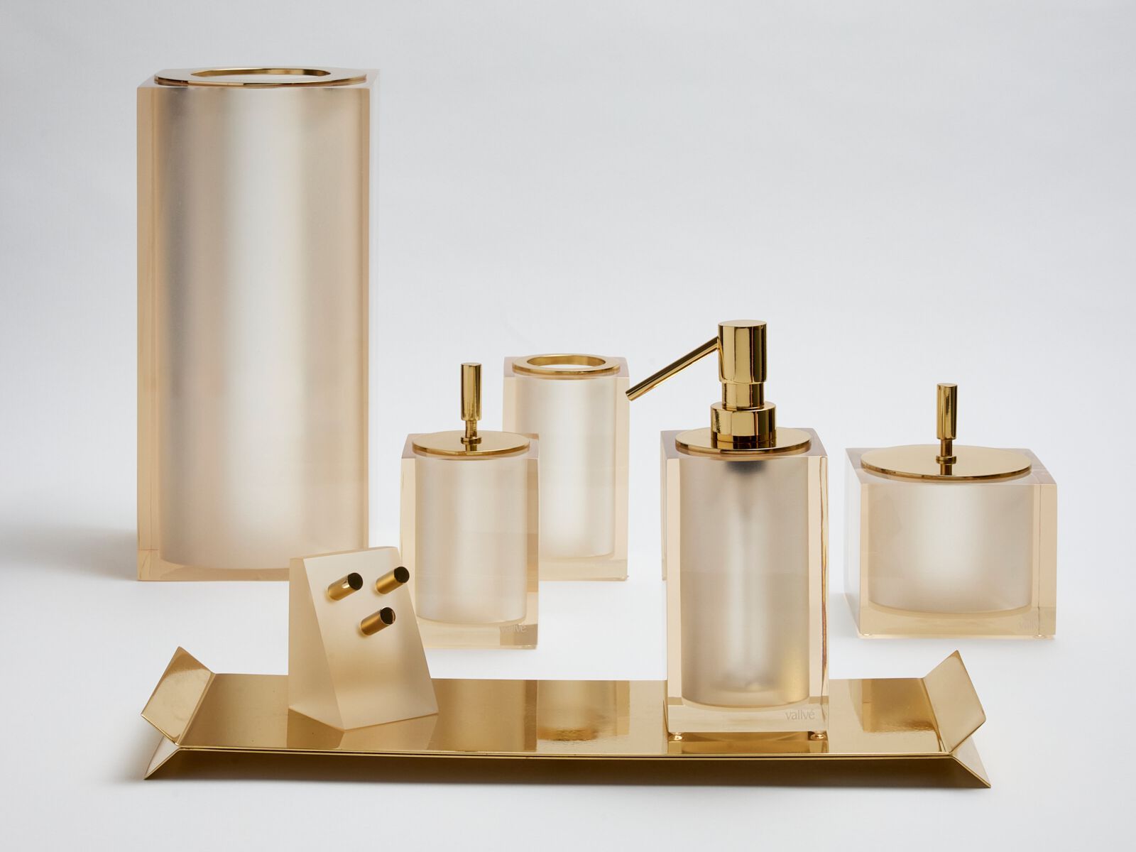 Мусорная корзина из смолы Vallvé ГЛЯНЦЕВОЕ СВЕТЛО-ЗОЛОТОЕ ARCH-00106099 - Вид №1