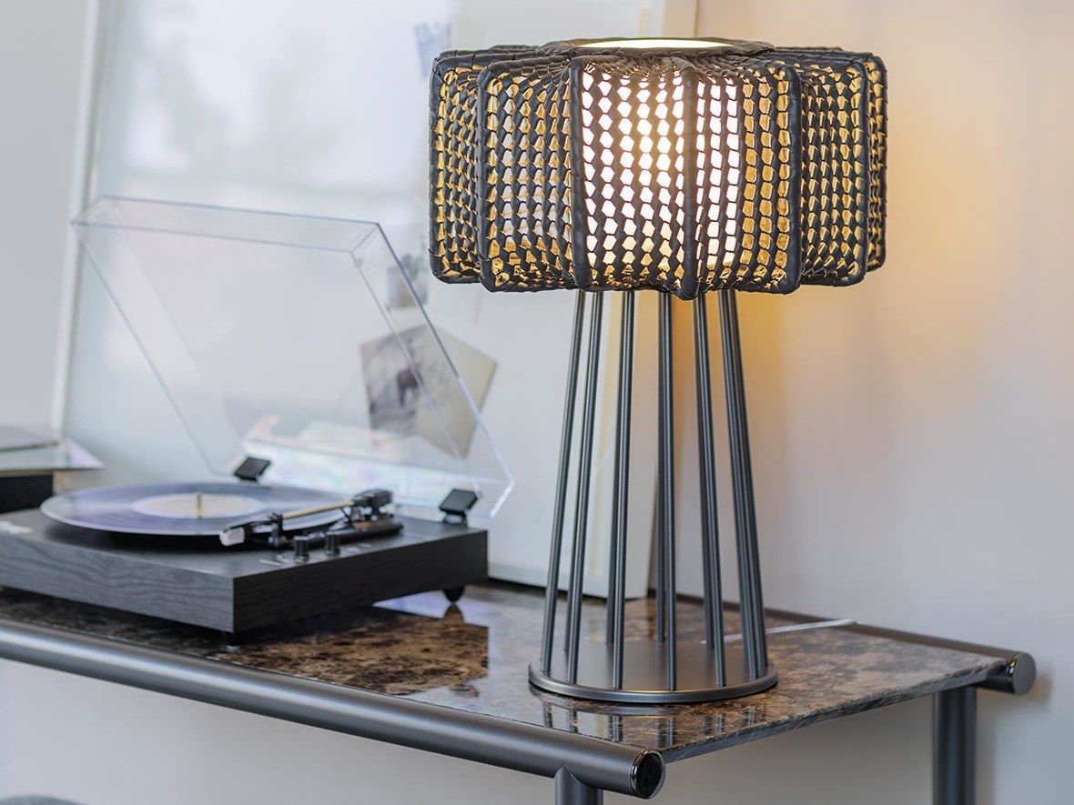 Кожаная настольная лампа Natevo Arno ARCH-00110943 - Вид №2