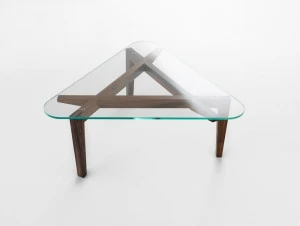Casamania & Horm Треугольный журнальный столик из дерева и стекла Autoreggente