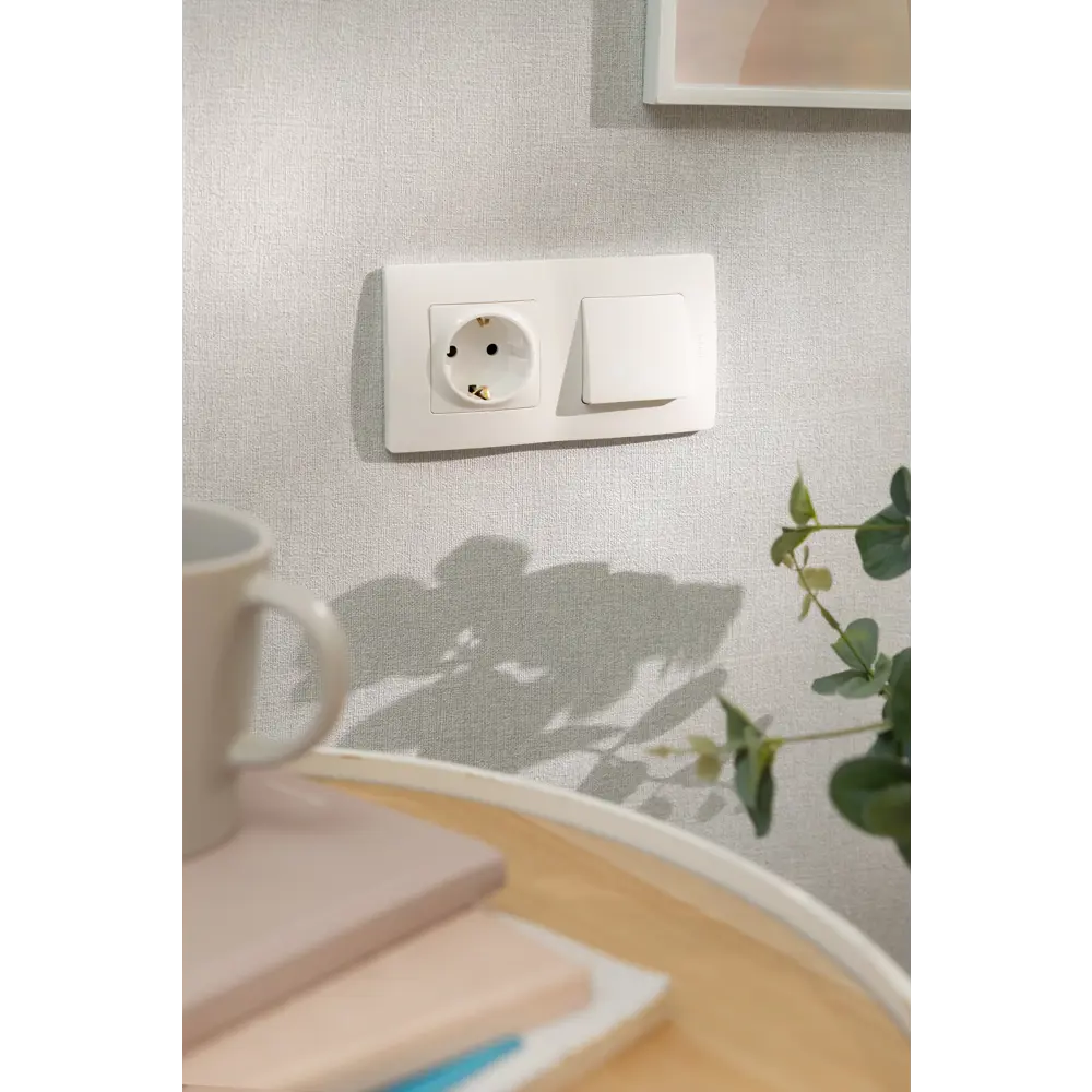 Выключатель Legrand Etika одноклавишный для скрытого монтажа в белом цвете 17352299 STLM-1109429 - Вид №7