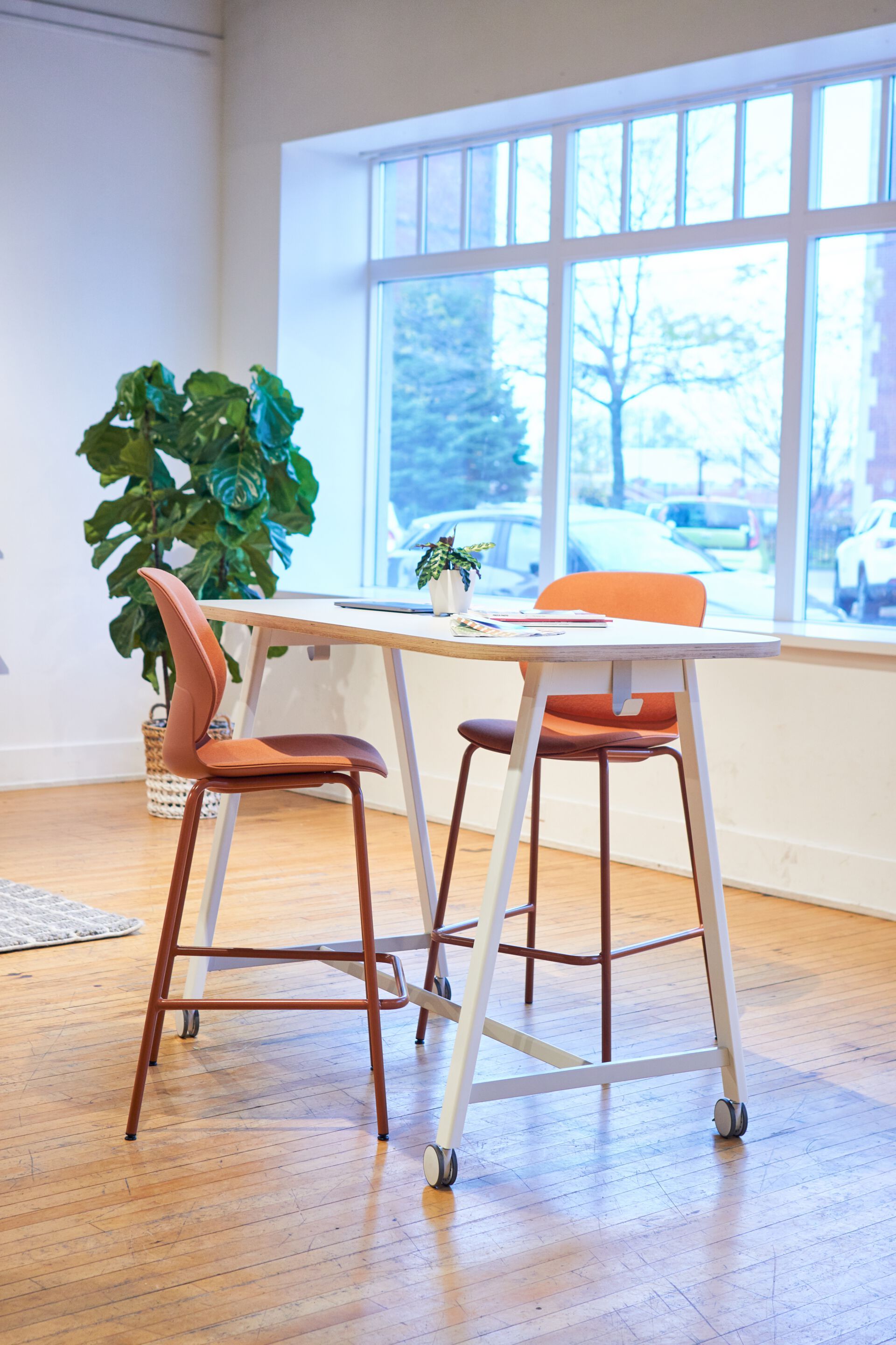 Офисный стул из переработанного материала со спинкой Haworth Maari ARCH-00057751 - Вид №1